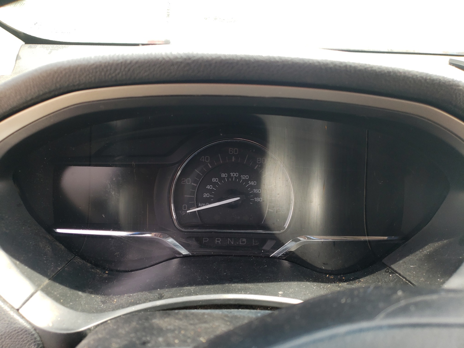 Photo 8 from auction – 2015 LINCOLN MKZ with VIN 3LN6L2LU3FR624696