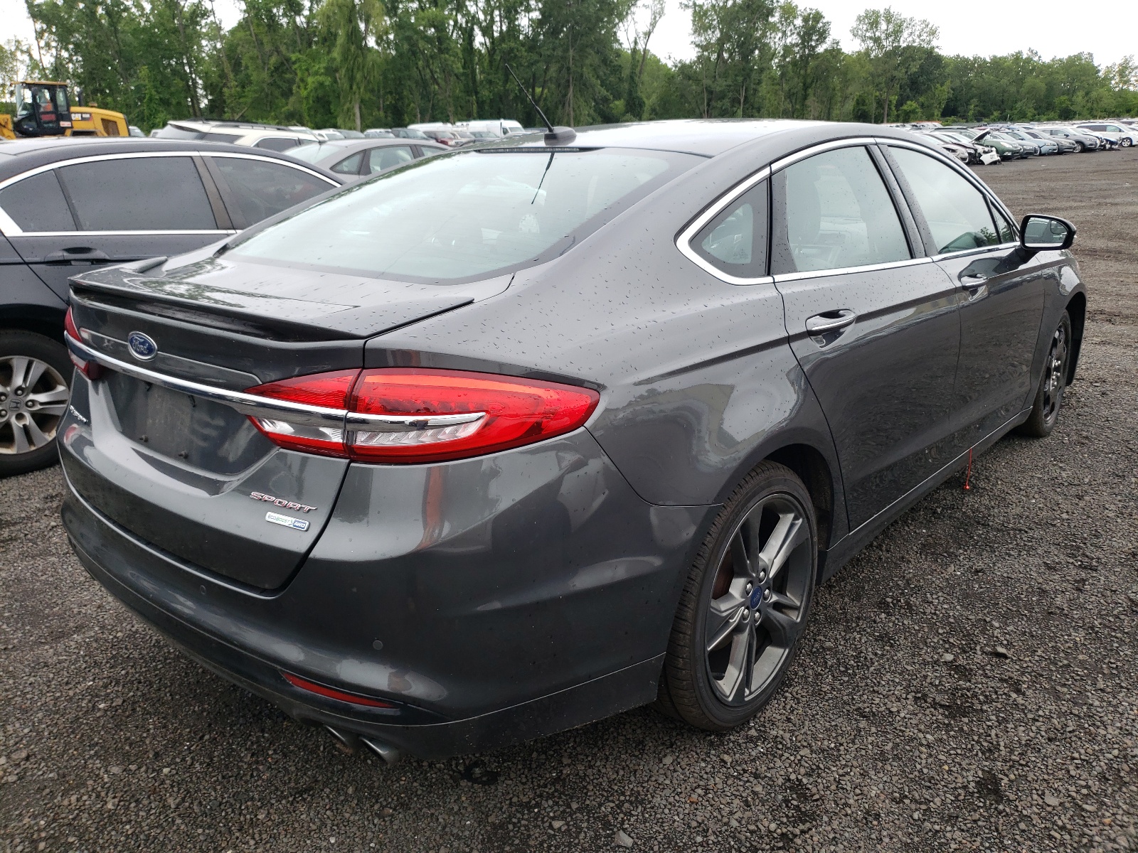 Photo 4 from auction – 2017 FORD FUSION SPO with VIN 3FA6P0VP3HR173668