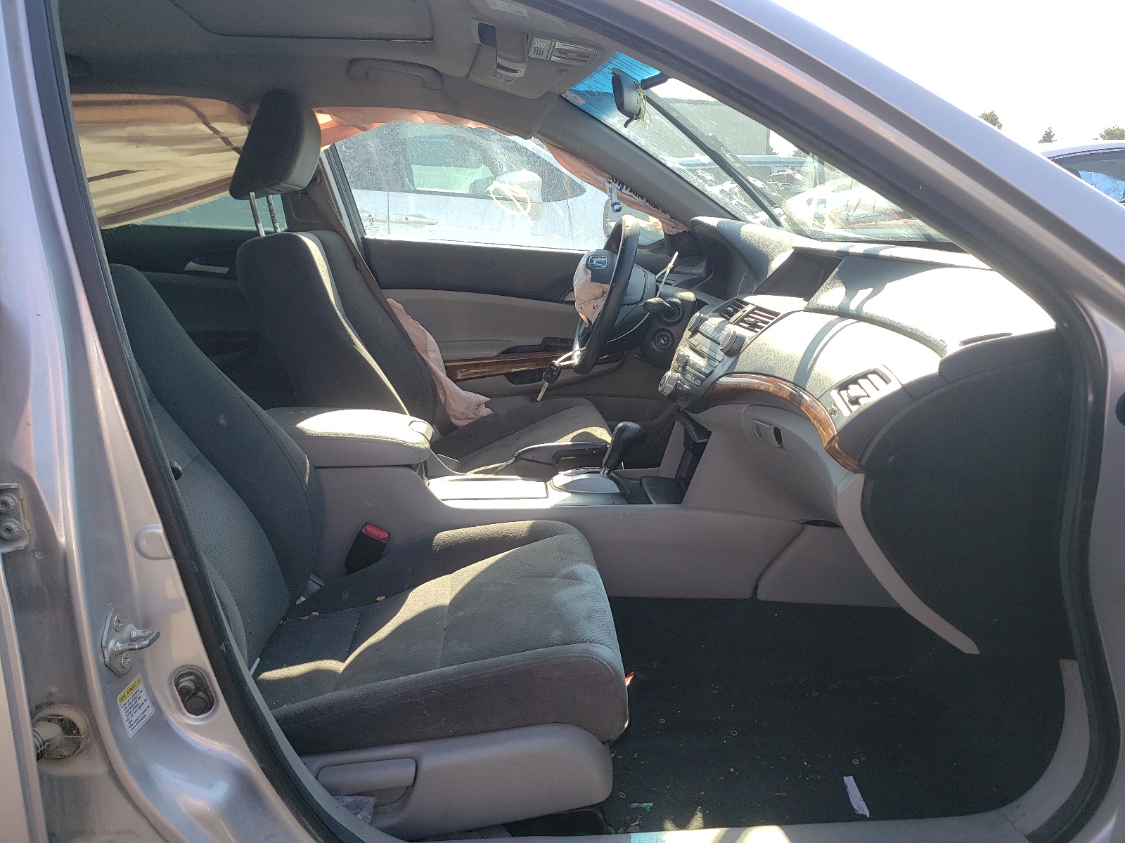 Foto 5 de la subasta – 2012 HONDA ACCORD EX con VIN 1HGCP2F78CA080432