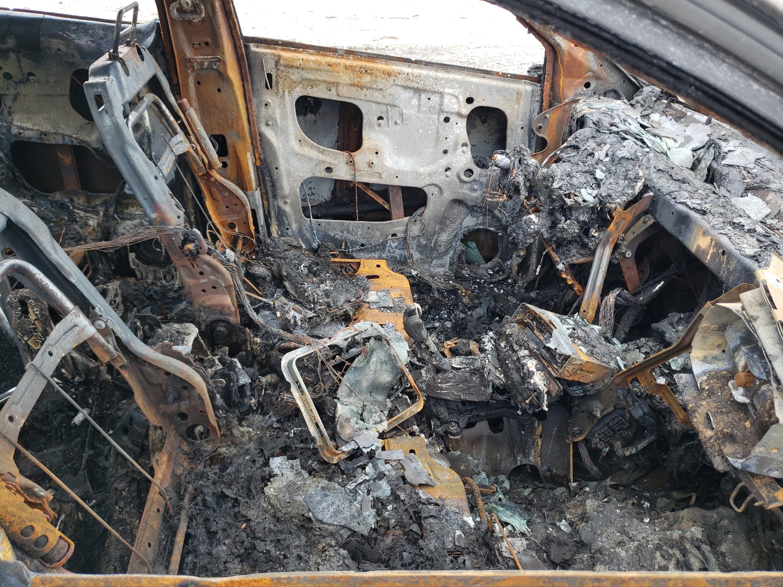 Photo 5 from auction – 2008 SATURN VUE XR with VIN 3GSCL53768S643455