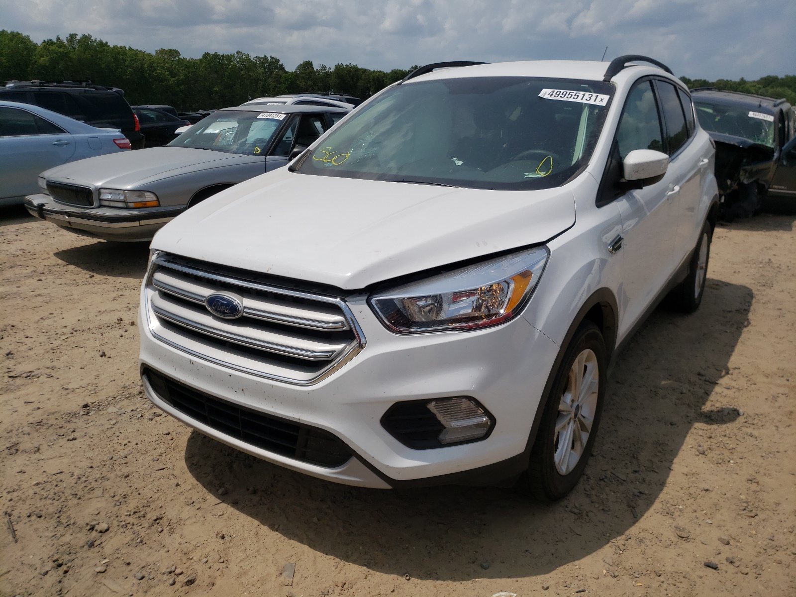 Photo 2 from auction – 2018 FORD ESCAPE SE with VIN 1FMCU9GD8JUD56636