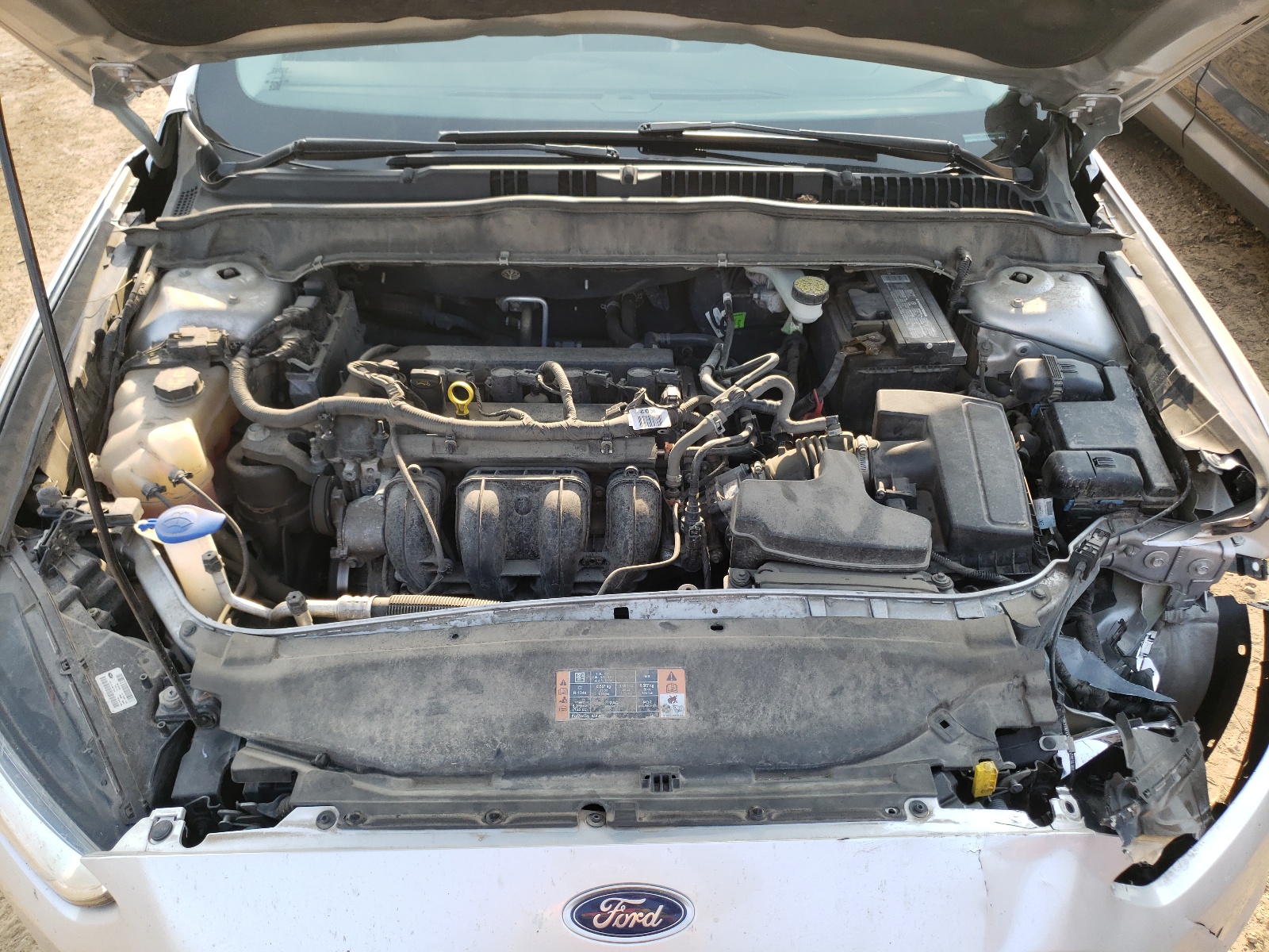 Photo 7 from auction – 2016 FORD FUSION S with VIN 3FA6P0G73GR276505