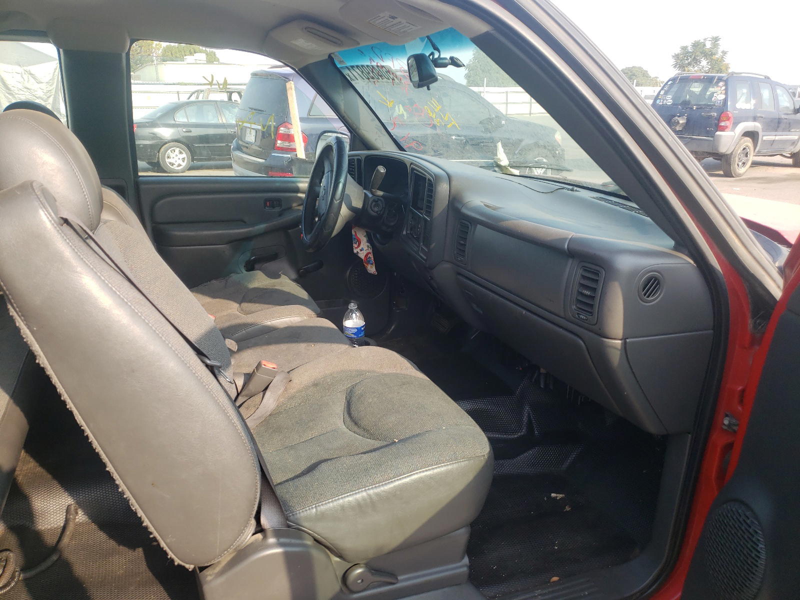 Photo 5 from auction – 2003 CHEVROLET SILVERADO with VIN 2GCEC19X531406917