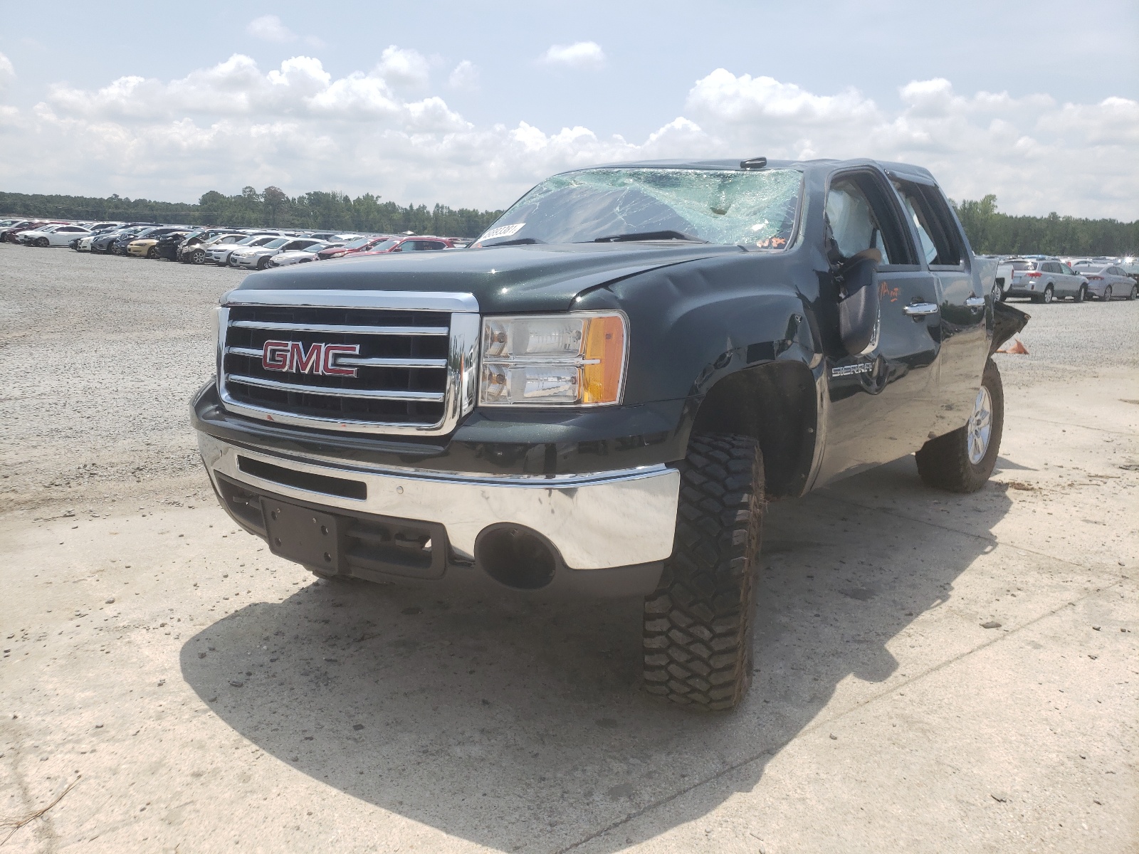 Zdjęcie 2 z aukcji – 2013 GMC SIERRA z VIN 3GTP2VE78DG250342