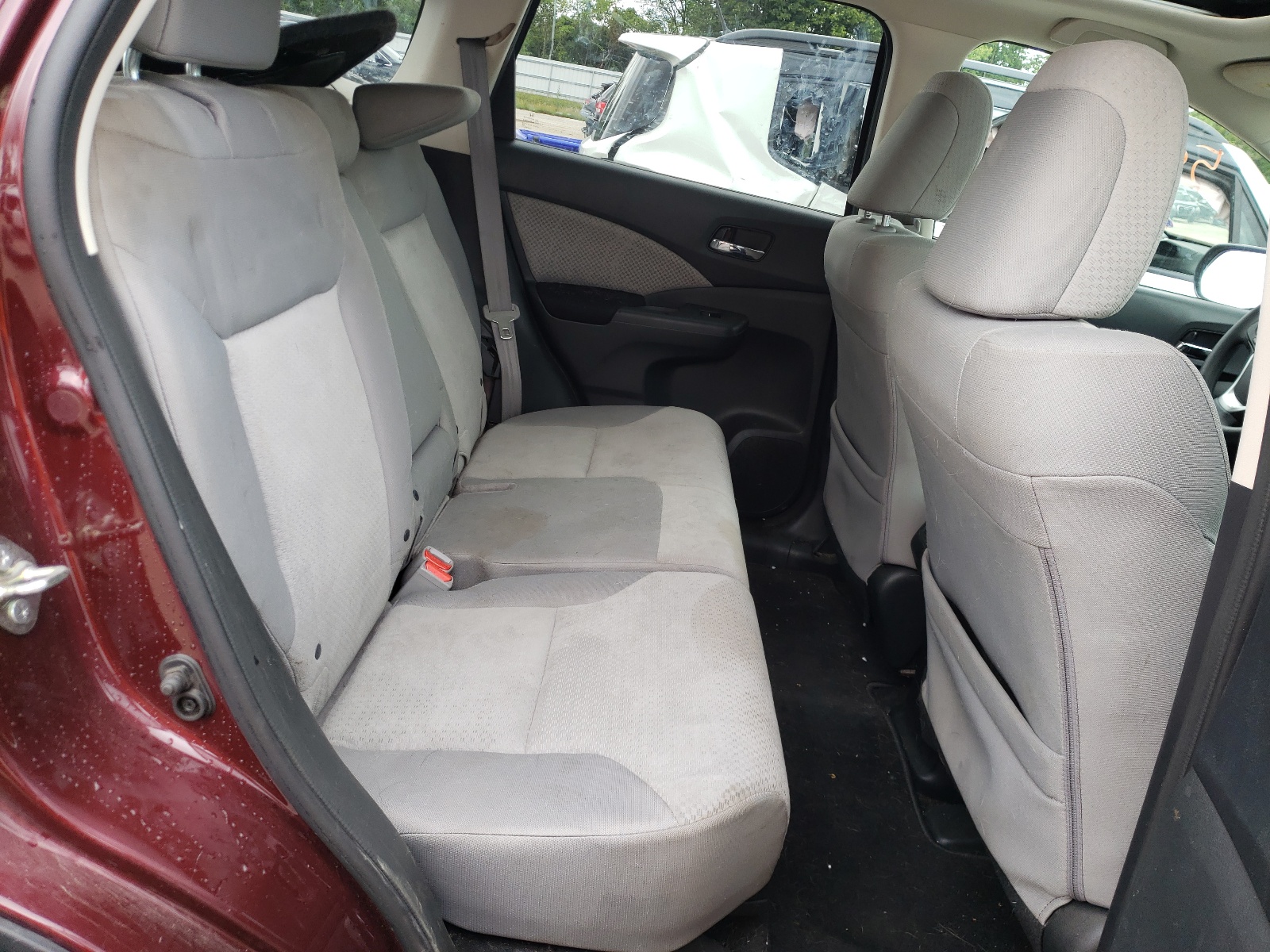 Photo 6 from auction – 2016 HONDA CR-V with VIN 5J6RM4H55GL028723