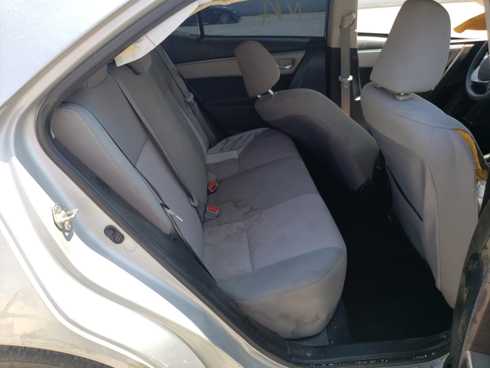 Photo 6 from auction – 2014 TOYOTA COROLLA L with VIN 5YFBURHEXEP129815