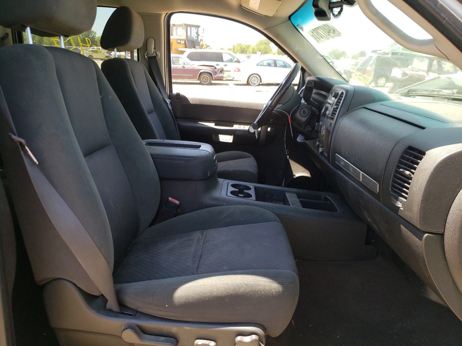 Photo 5 from auction – 2008 CHEVROLET SILVERADO with VIN 3GCEK133X8G223326