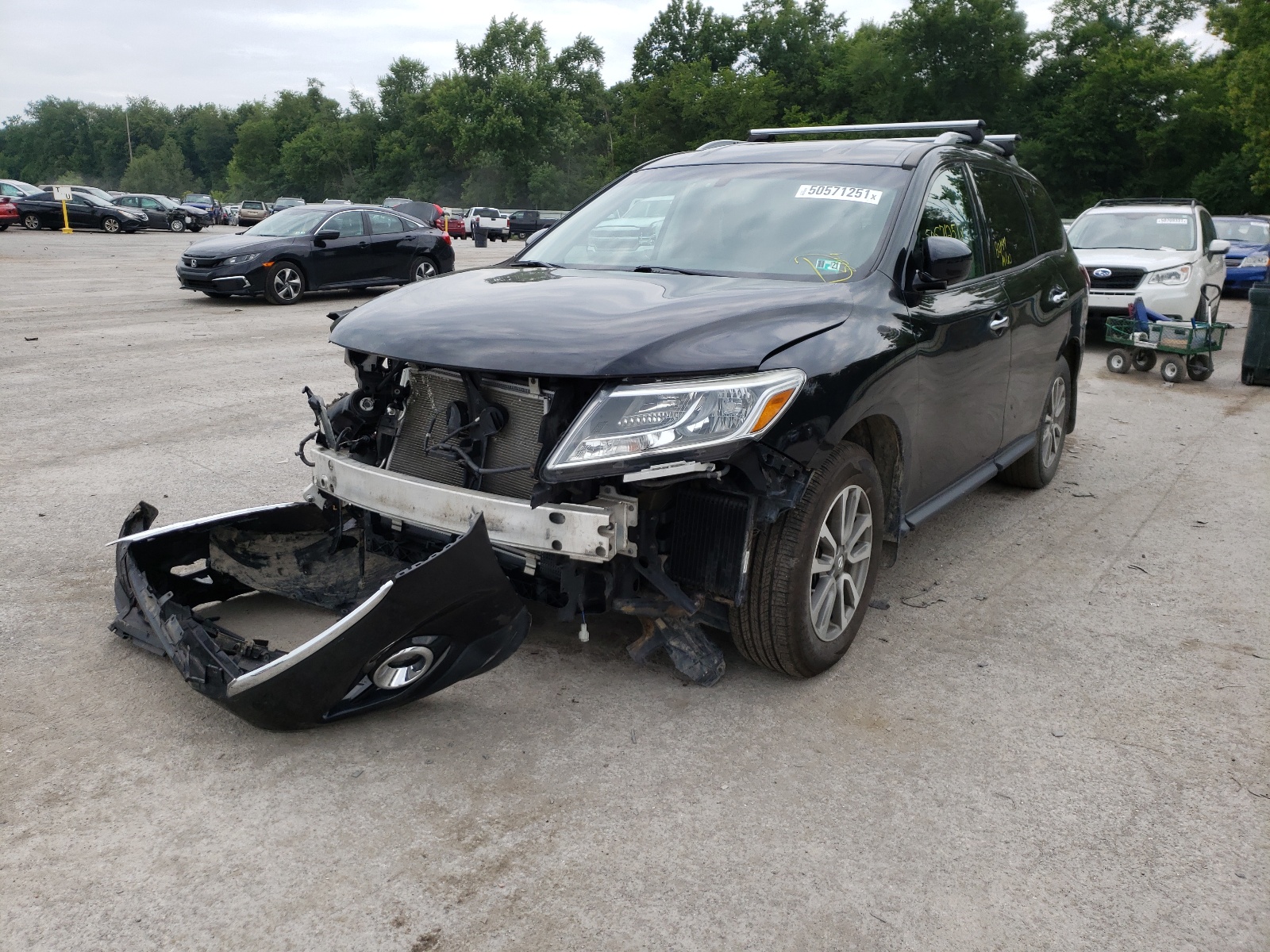 Photo 2 from auction – 2015 NISSAN PATHFINDER with VIN 5N1AR2MM9FC721021
