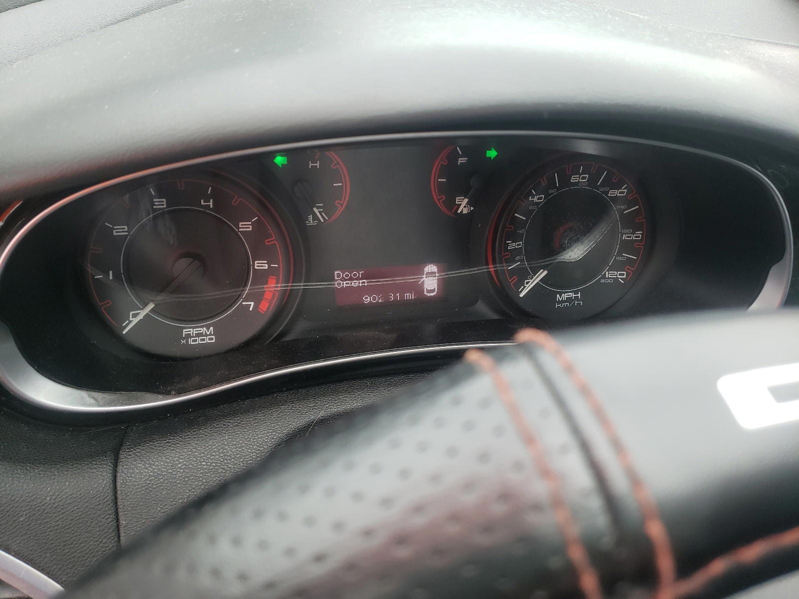 Photo 8 from auction – 2013 DODGE DART SXT with VIN 1C3CDFBH4DD152437