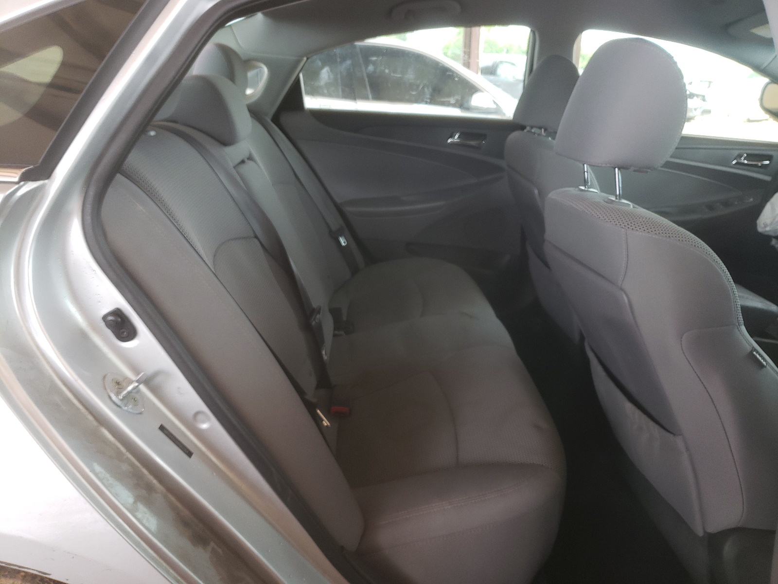 Photo 6 from auction – 2013 HYUNDAI SONATA GLS with VIN 5NPEB4AC5DH562064