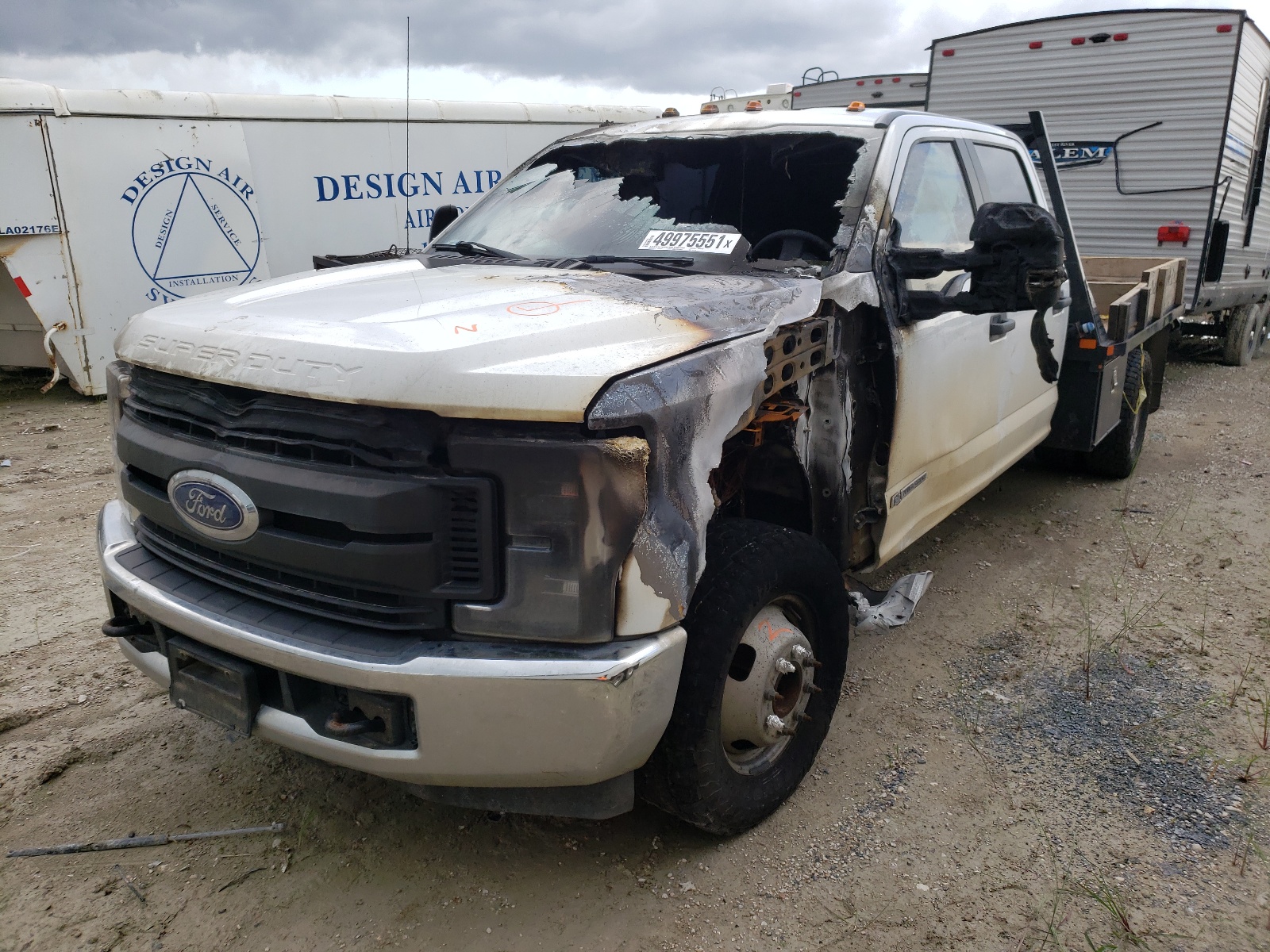 Photo 2 from auction – 2017 FORD F350 SUPER with VIN 1FD8W3GT3HEE51338