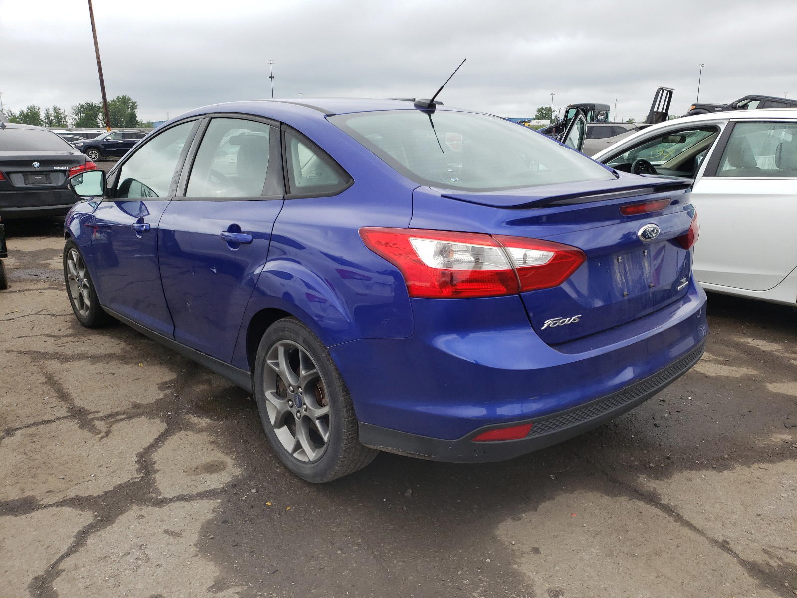 Photo 3 from auction – 2013 FORD FOCUS SE with VIN 1FADP3F20DL169503