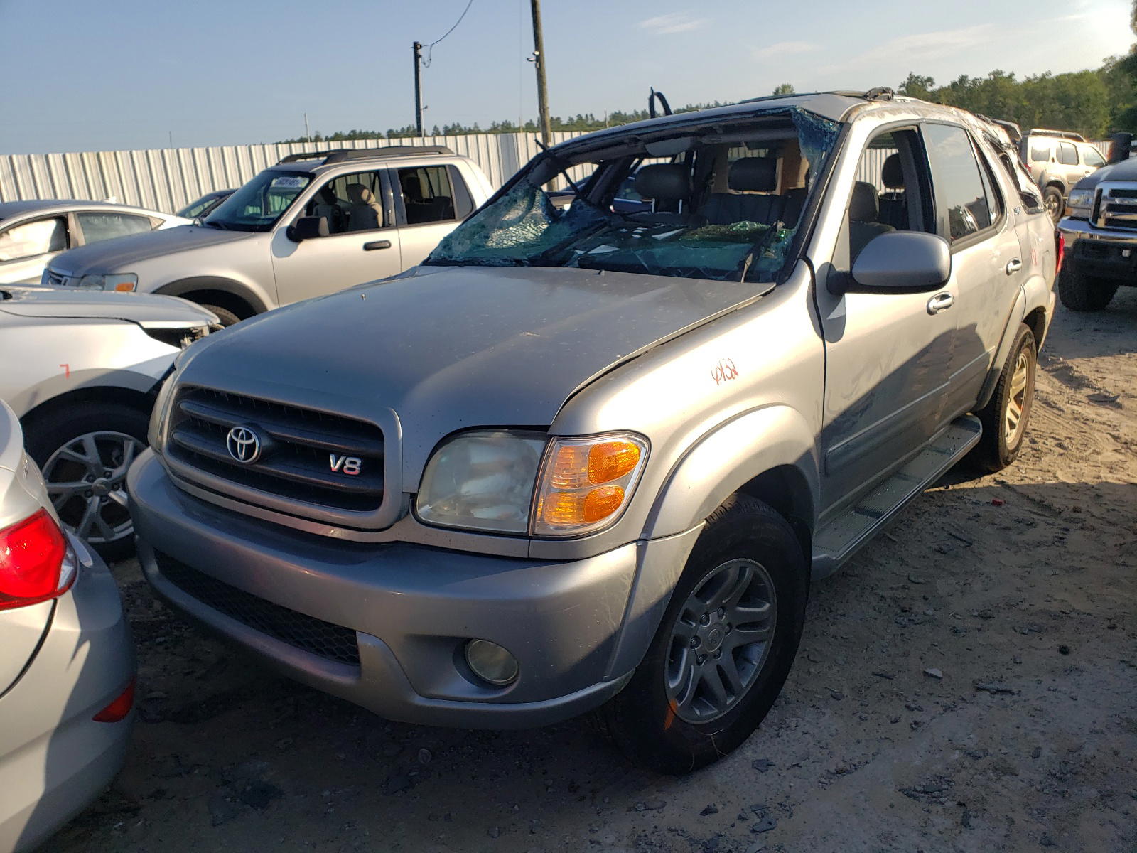 Photo 2 from auction – 2004 TOYOTA SEQUOIA SR with VIN 5TDBT44A34S226210