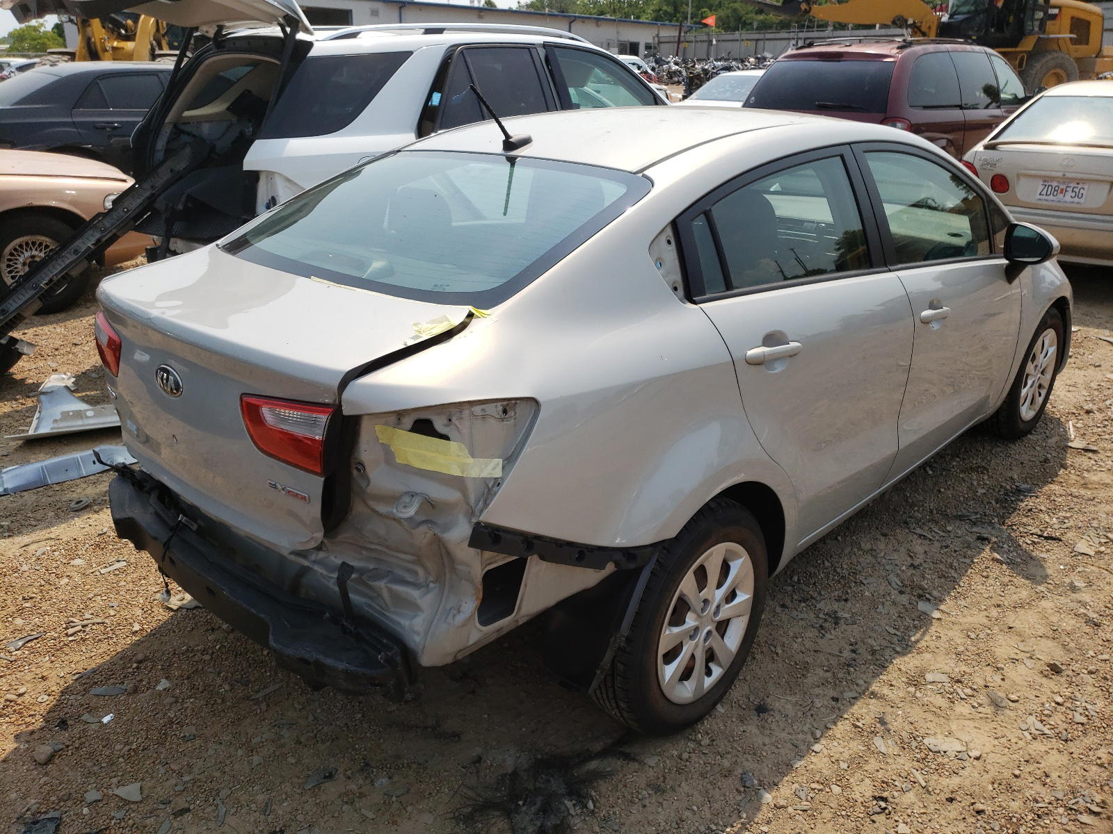 Photo 4 from auction – 2013 KIA RIO EX with VIN KNADN4A3XD6169865