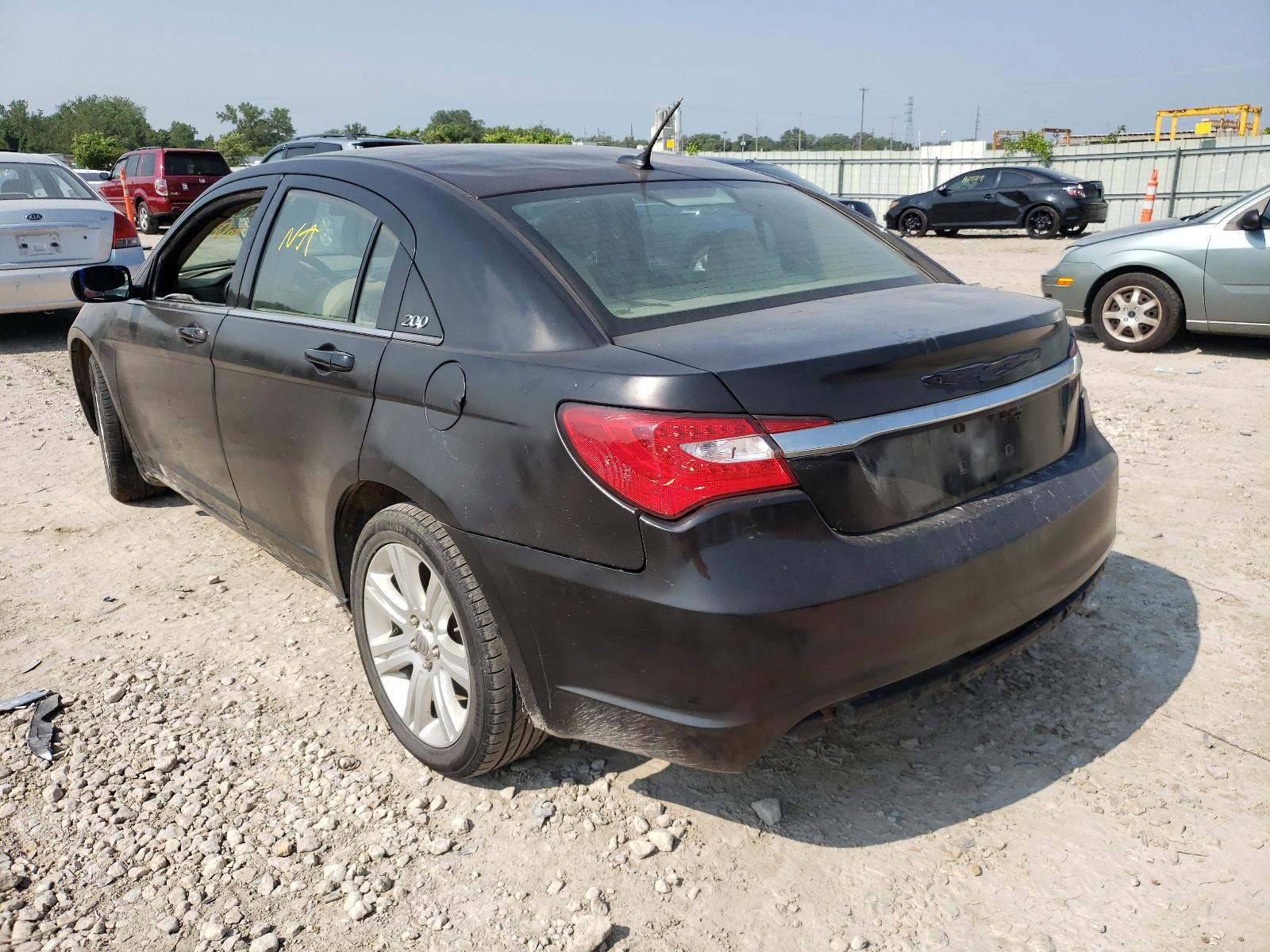 Photo 3 from auction – 2013 CHRYSLER 200 TOURIN with VIN 1C3CCBBB6DN611761