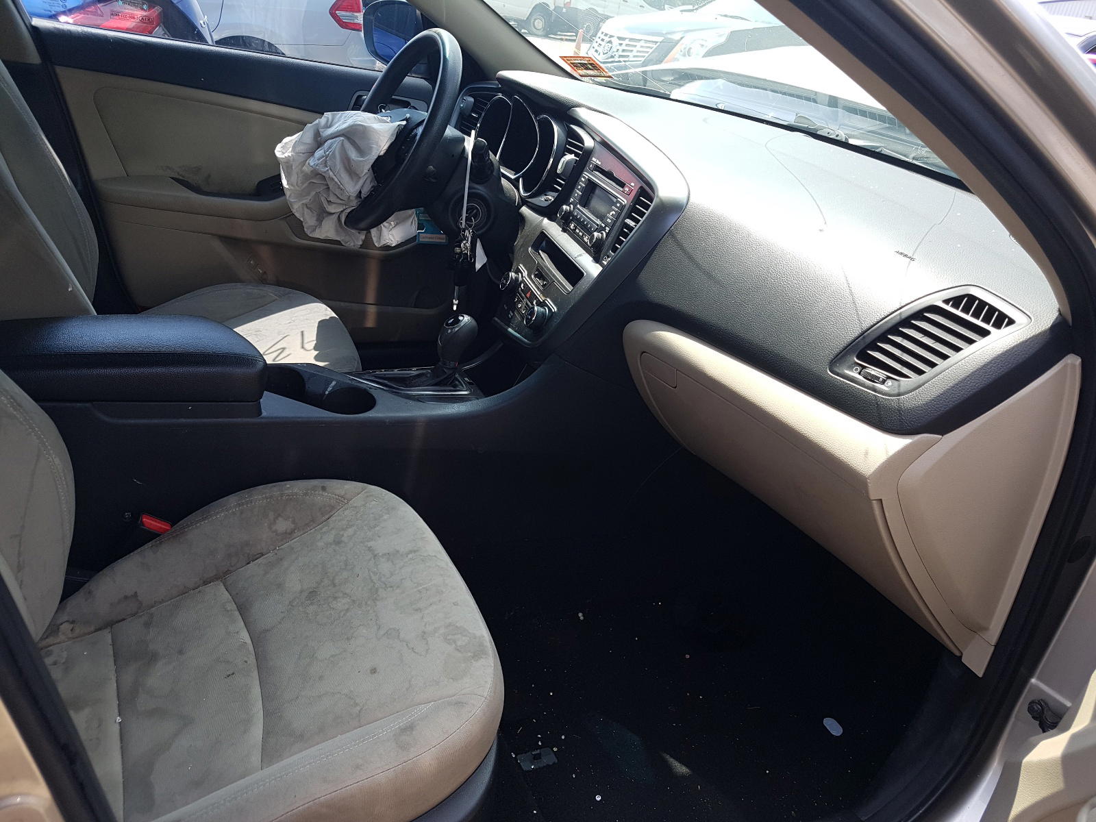 Photo 5 from auction – 2013 KIA OPTIMA LX with VIN KNAGM4A70D5439632