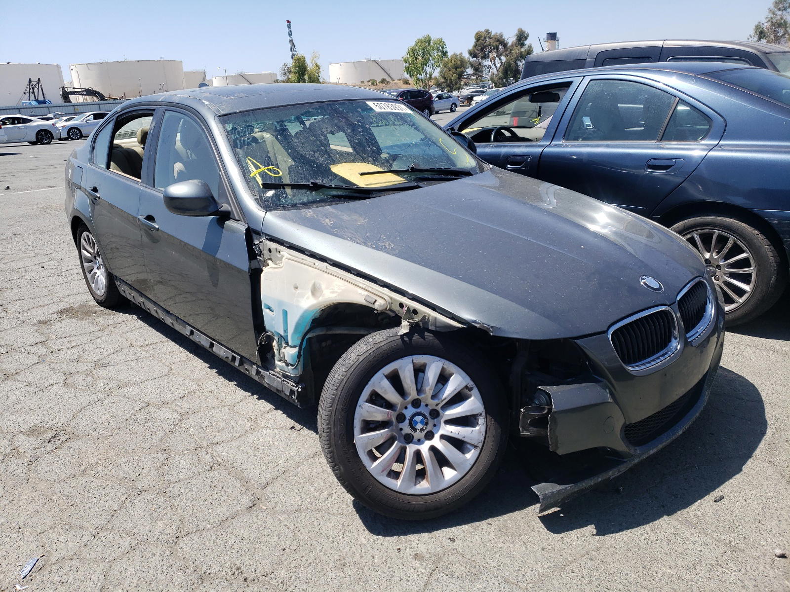BMW 328 I 2009 with VIN WBAPH77579NM31384 - Photo from auction