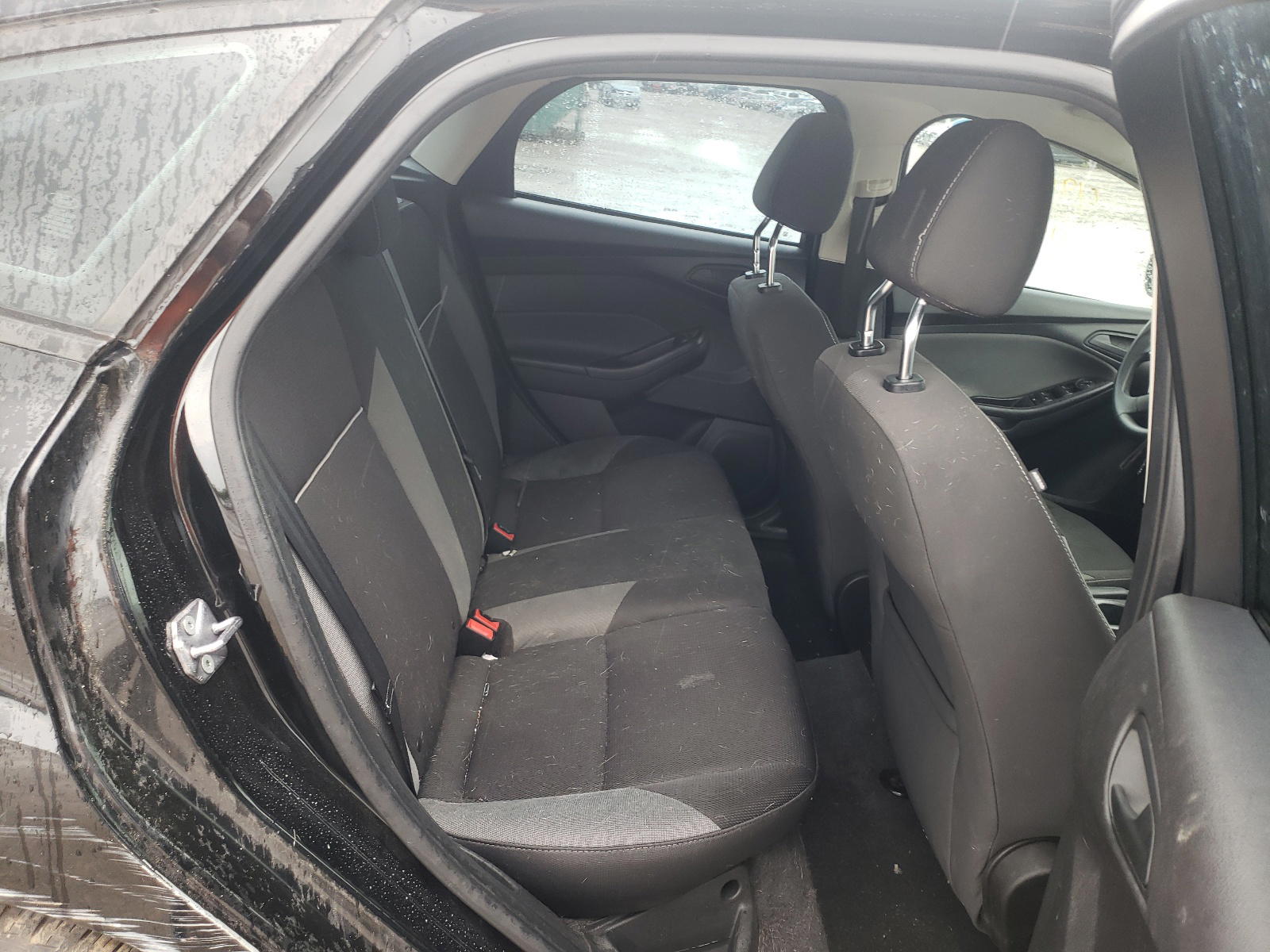 Photo 6 from auction – 2012 FORD FOCUS SE with VIN 1FAHP3K20CL255187