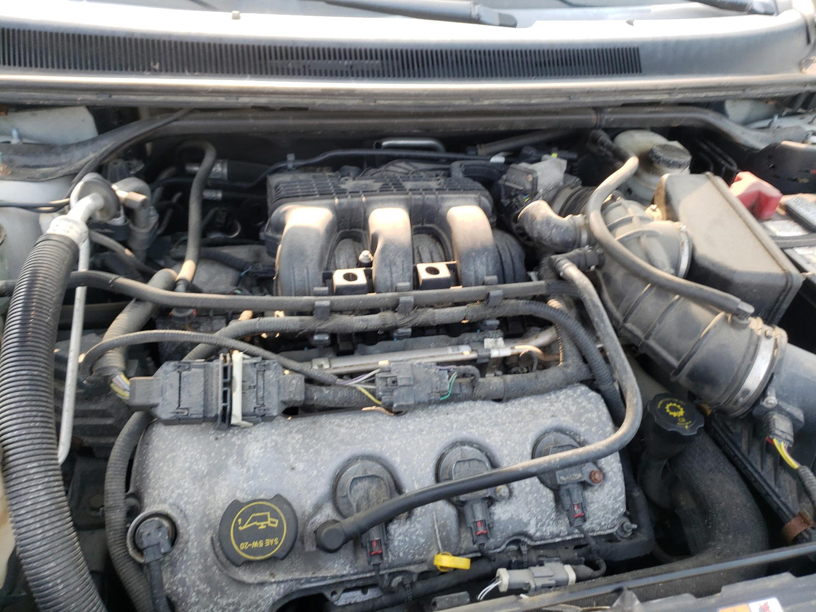 Photo 7 from auction – 2008 FORD TAURUS X E with VIN 1FMDK07W48GA28114