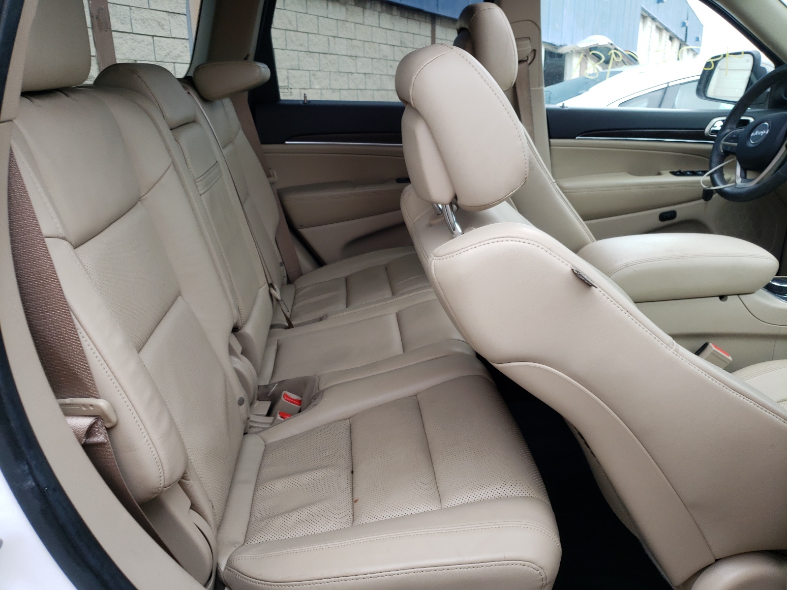 Photo 6 from auction – 2014 JEEP GRAND CHER with VIN 1C4RJFBG3EC304611
