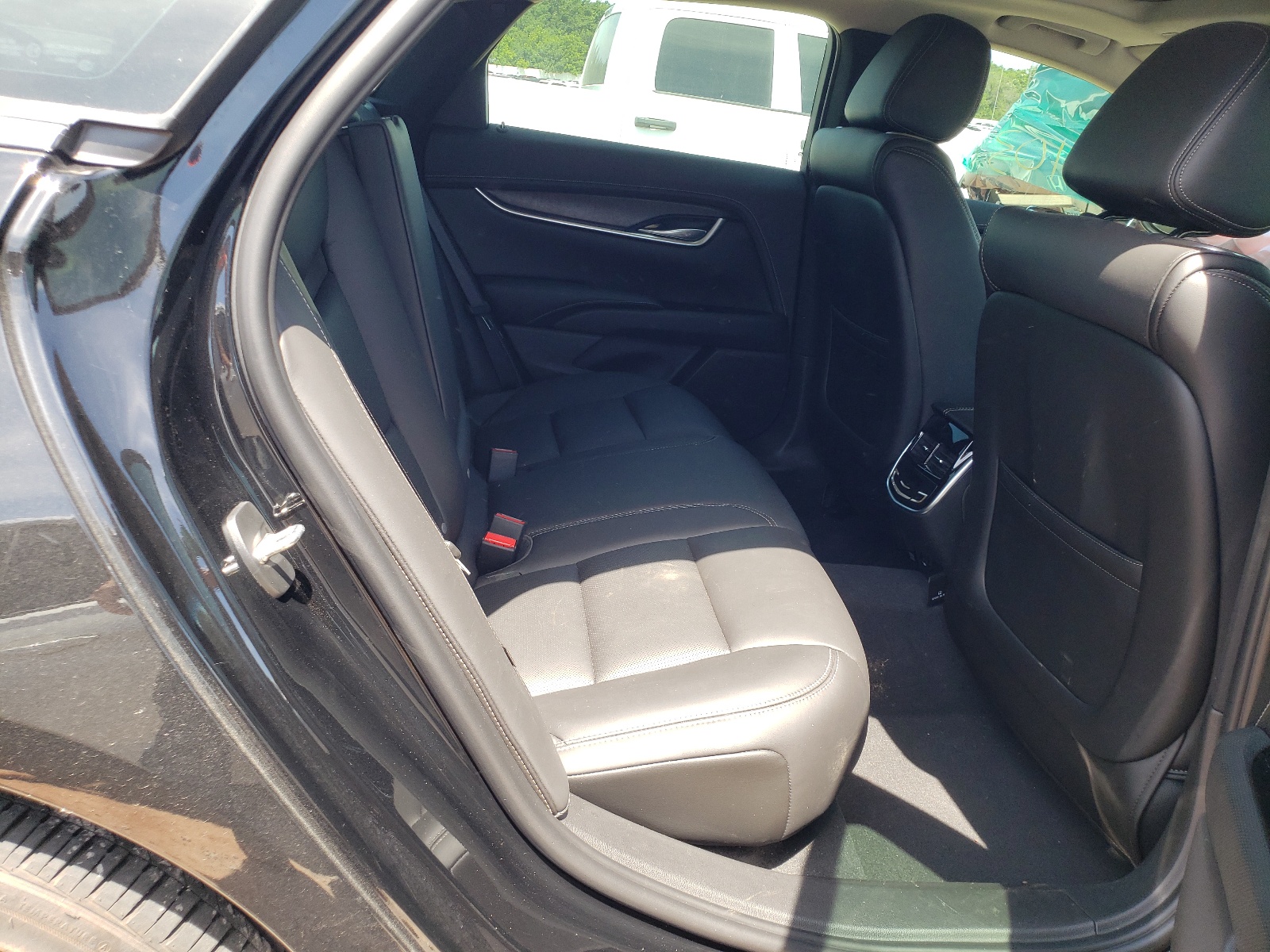 Photo 6 from auction – 2018 CADILLAC XTS PREMIU with VIN 2G61P5S37J9166109