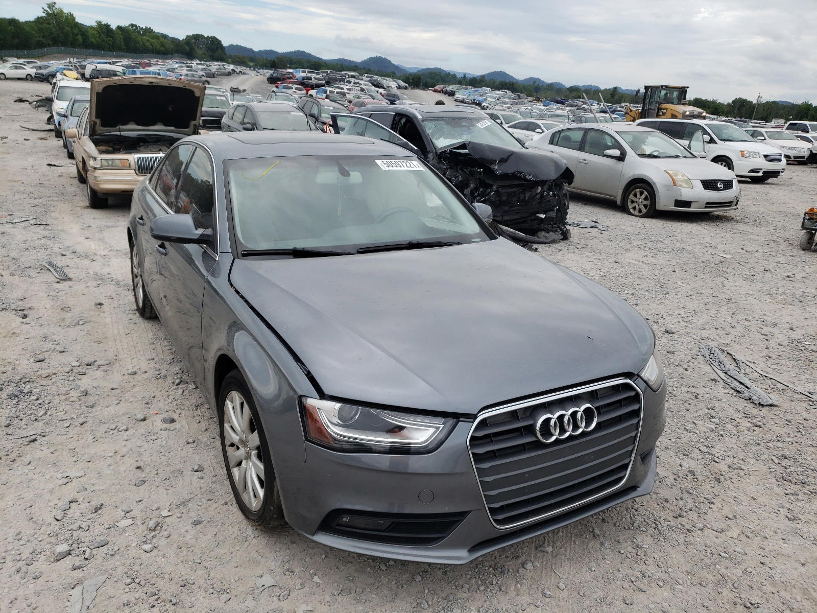 AUDI A4 PREMIUM 2013 with VIN WAUAFAFL8DN030458 - Photo from auction