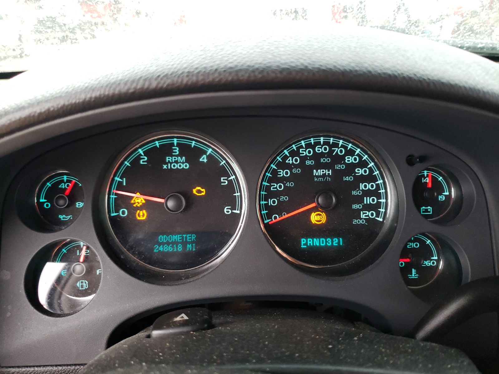 Photo 8 from auction – 2008 CHEVROLET SUBURBAN K with VIN 3GNFK16308G178968