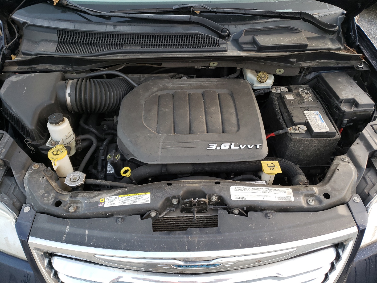 Photo 7 from auction – 2012 CHRYSLER TOWN & COU with VIN 2C4RC1BG7CR216775