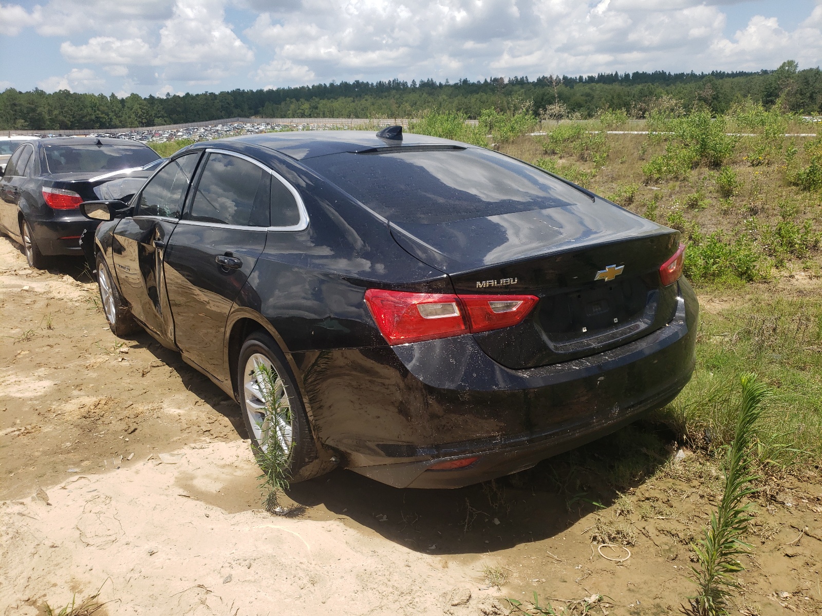Photo 3 from auction – 2016 CHEVROLET MALIBU LT with VIN 1G1ZE5ST9GF286895