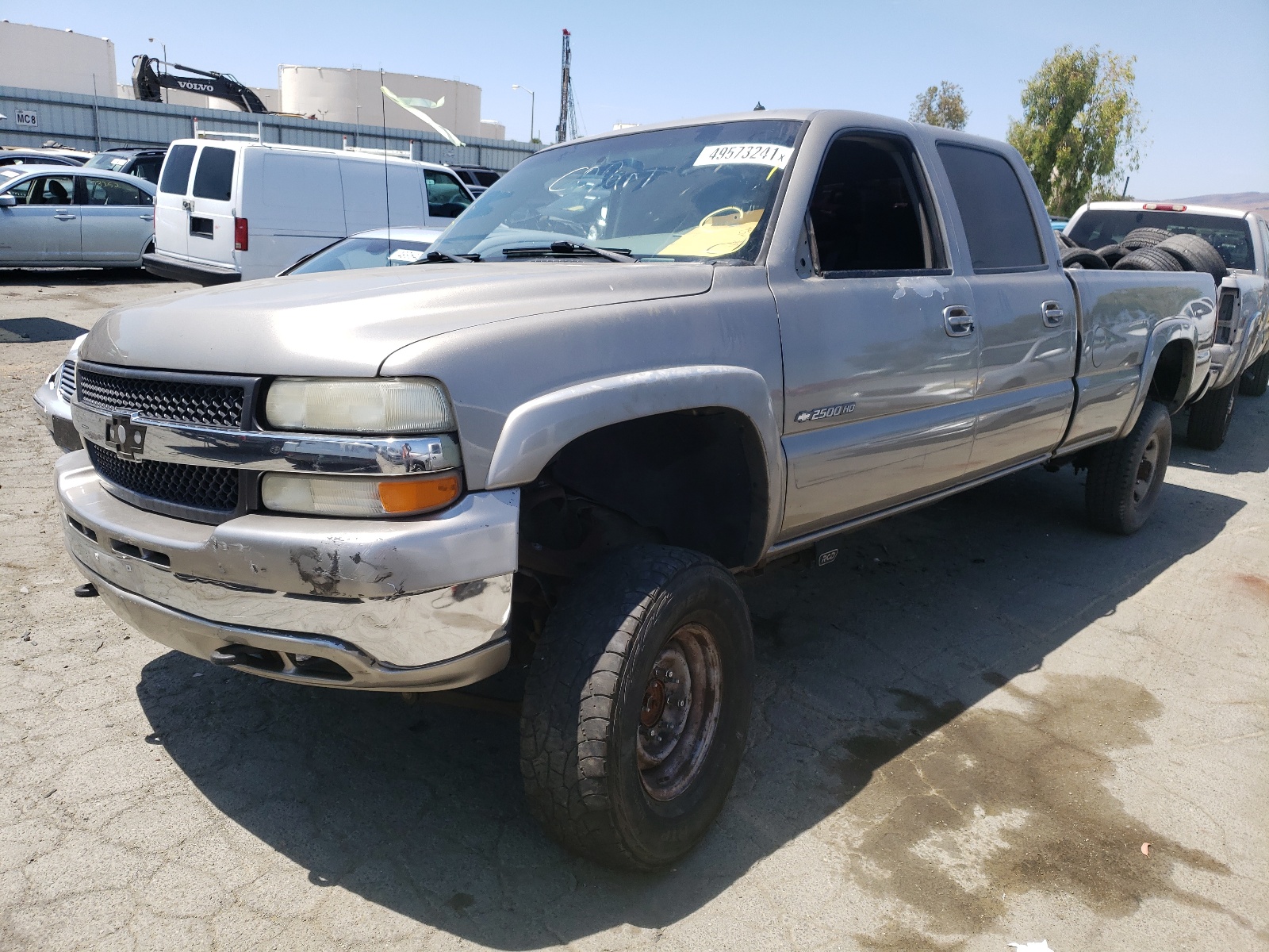 Photo 2 from auction – 2001 CHEVROLET SILVERADO with VIN 1GCHK23U21F118119