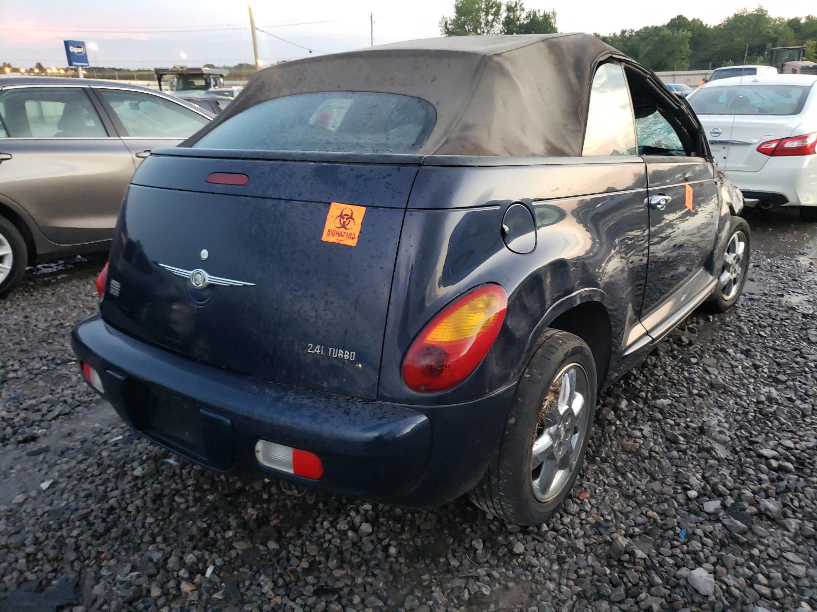 Photo 4 from auction – 2005 CHRYSLER PT CRUISER with VIN 3C3AY55EX5T528156