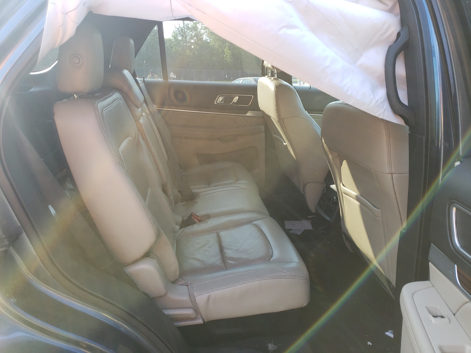 صورة رقم 6 من المزاد - 2018 FORD EXPLORER L مع VIN 1FM5K8FHXJGC03445