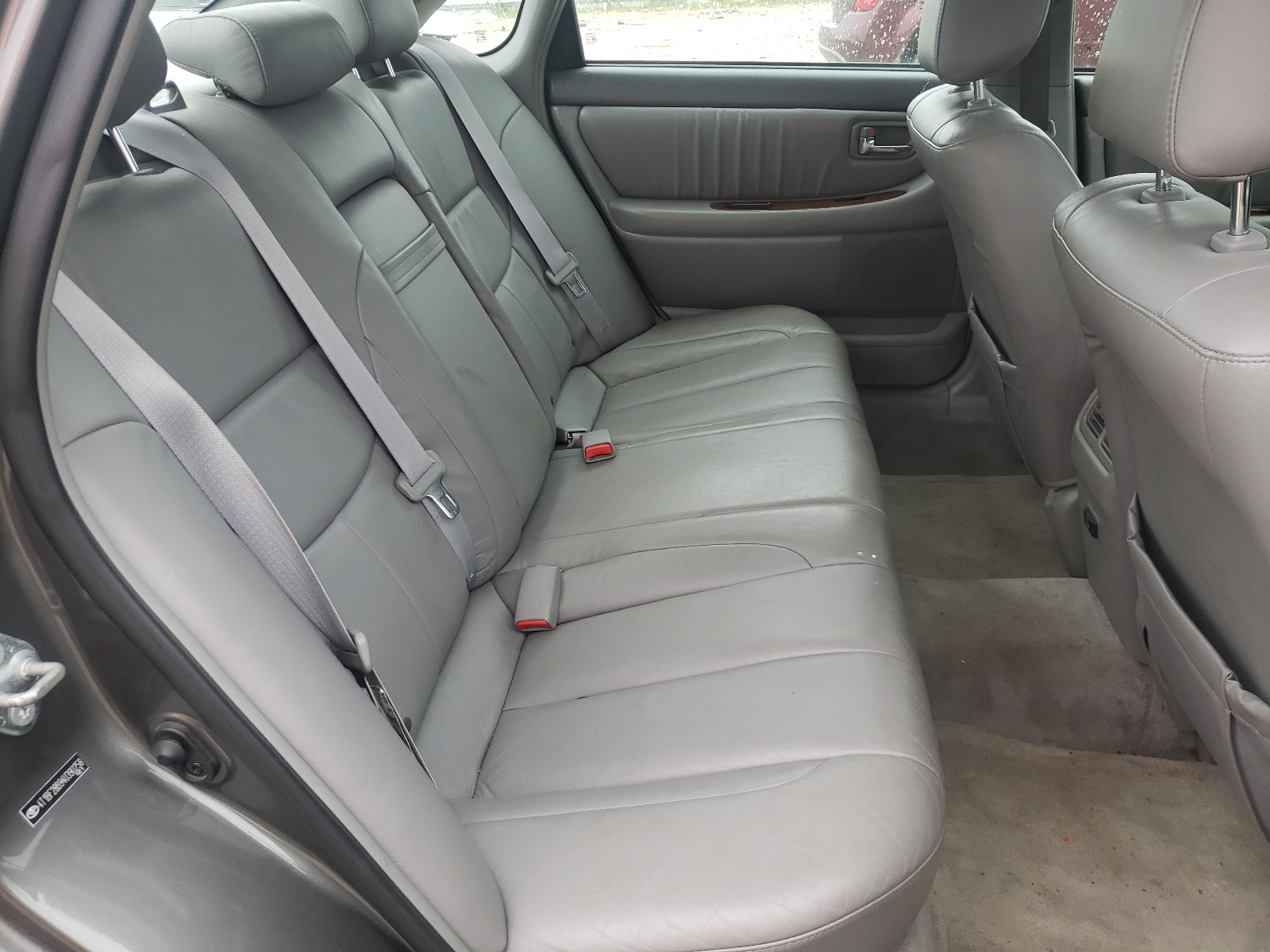 Photo 6 from auction – 2004 TOYOTA AVALON XL with VIN 4T1BF28B94U390258