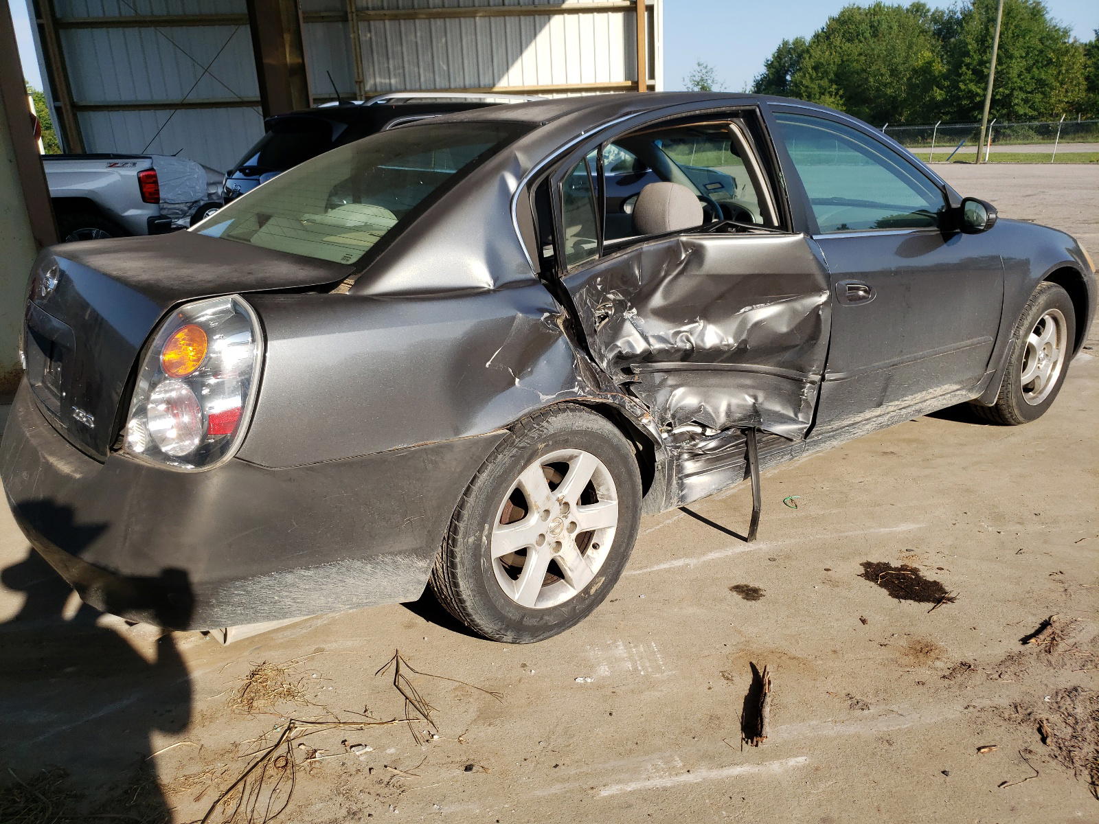 Photo 4 from auction – 2004 NISSAN ALTIMA BAS with VIN 1N4AL11D84C156798