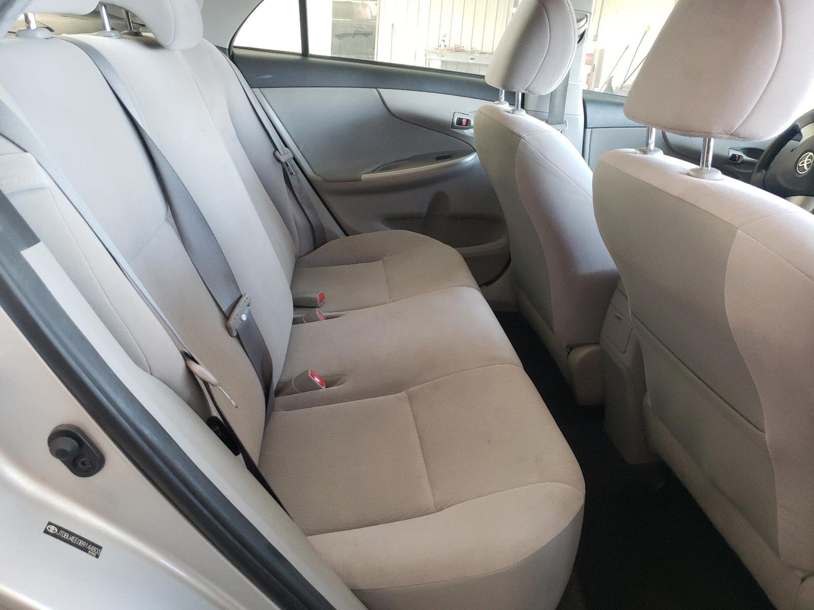 Photo 6 from auction – 2011 TOYOTA COROLLA BA with VIN JTDBU4EE0B9144803