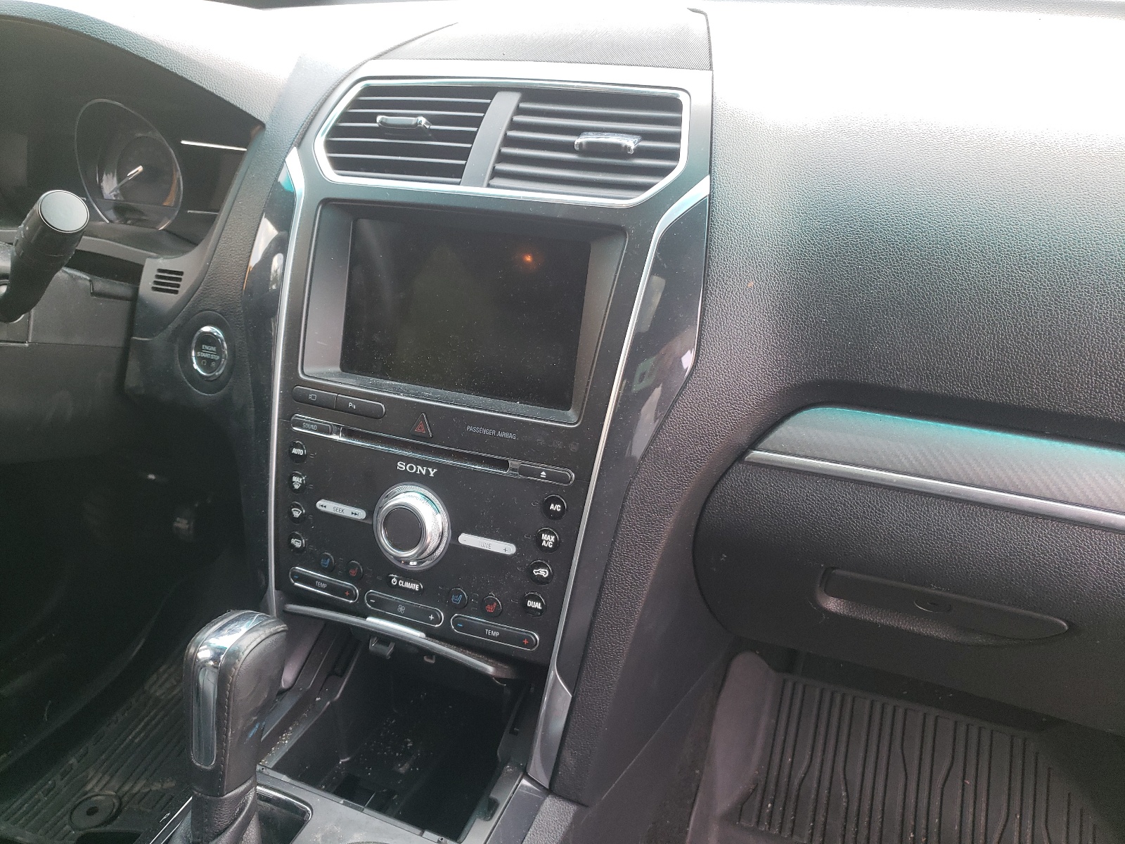 Photo 9 from auction – 2017 FORD EXPLORER S with VIN 1FM5K8GT2HGB86492