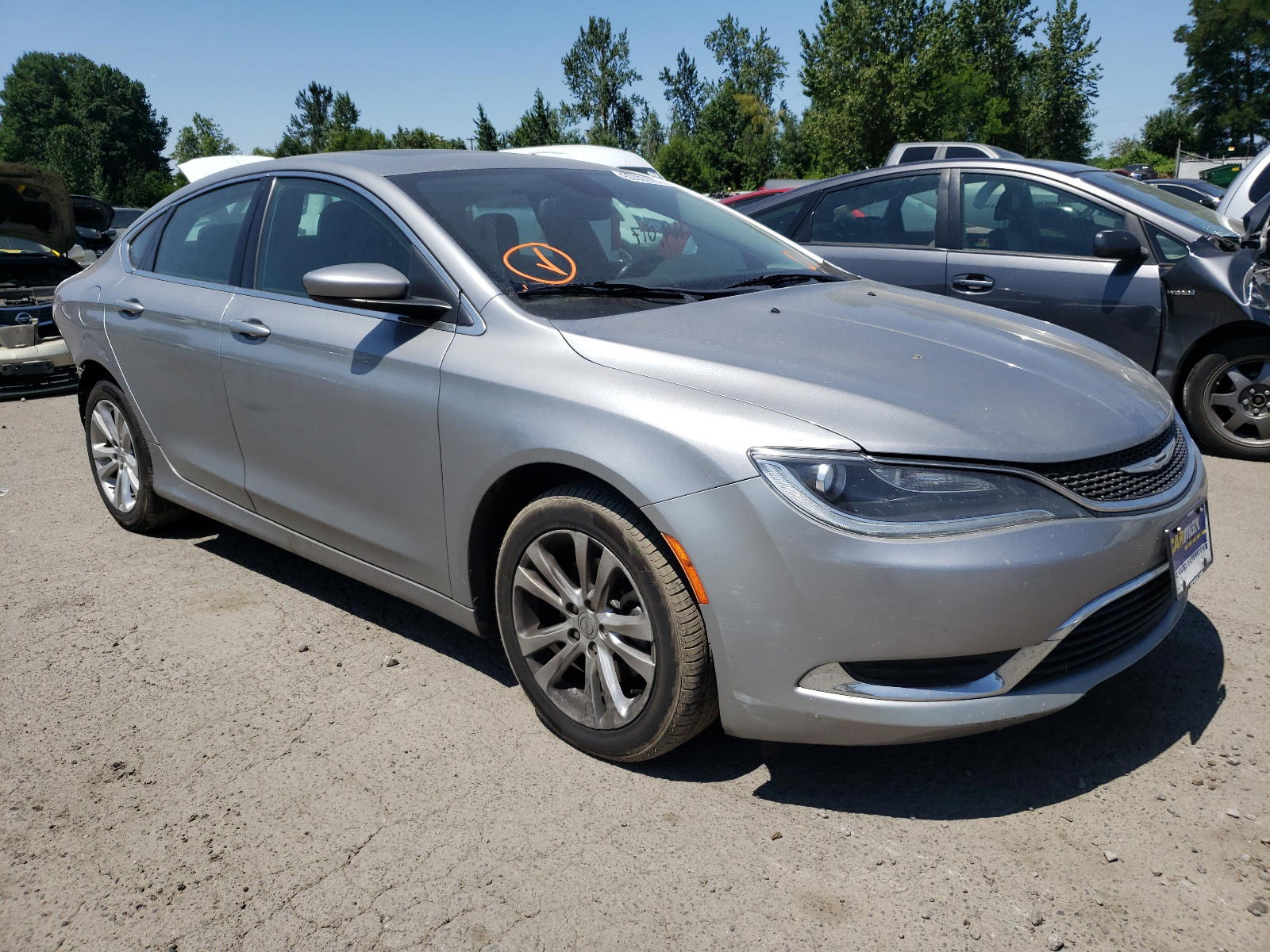 CHRYSLER 200 LIMITE 2015 with VIN 1C3CCCAB7FN701253 - Photo from auction