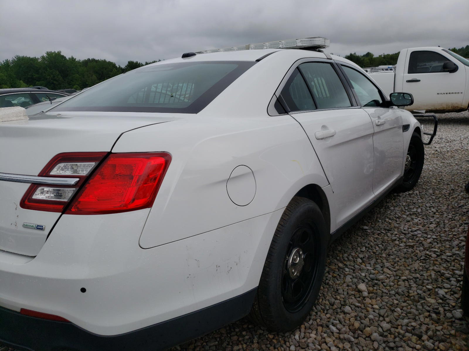 Photo 4 from auction – 2017 FORD TAURUS POL with VIN 1FAHP2MK8HG102869