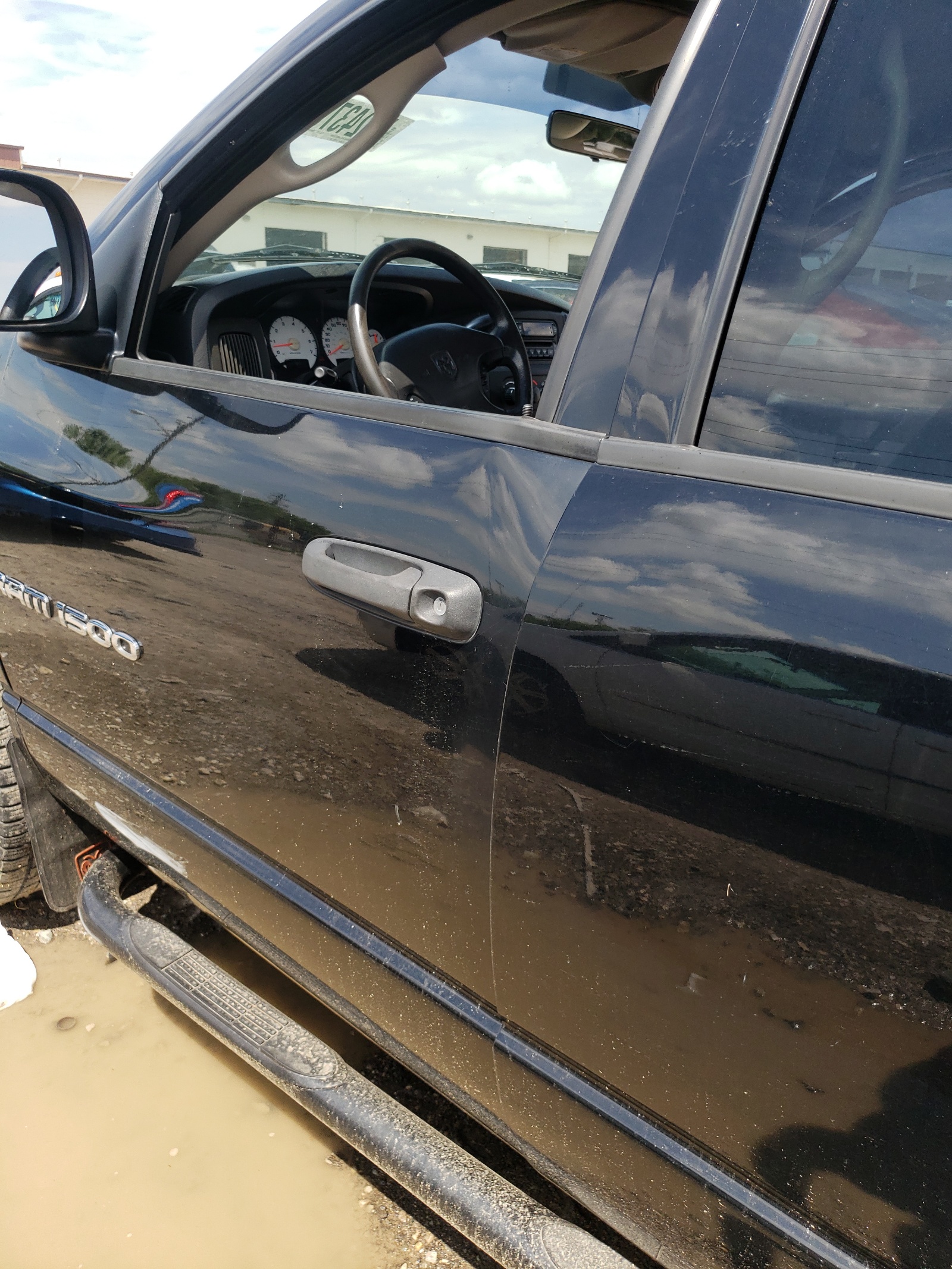 Photo 10 from auction – 2003 DODGE RAM 1500 S with VIN 1D7HU18N23S286770