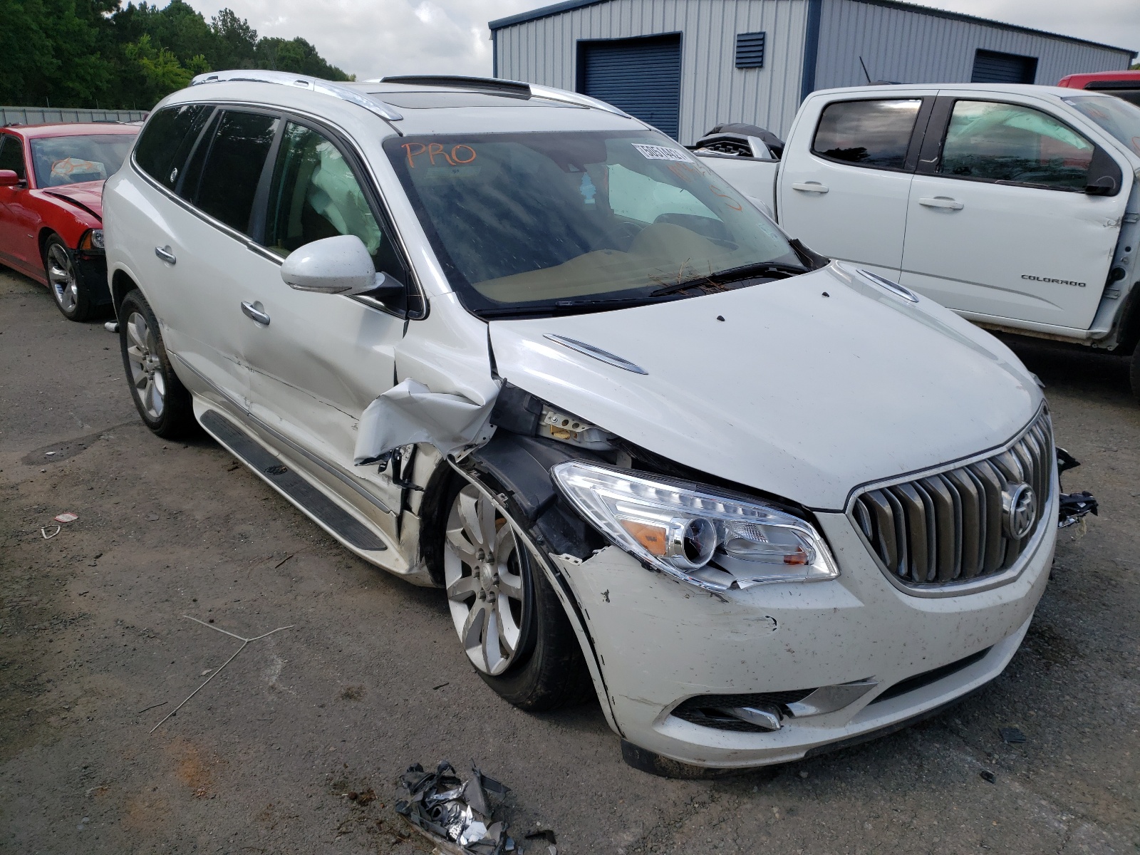 صورة رقم 1 من المزاد - 2017 BUICK ENCLAVE مع VIN 5GAKRCKD6HJ103625