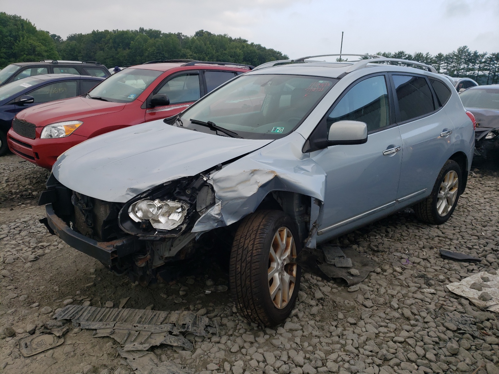Photo 2 from auction – 2011 NISSAN ROGUE S with VIN JN8AS5MV2BW270613