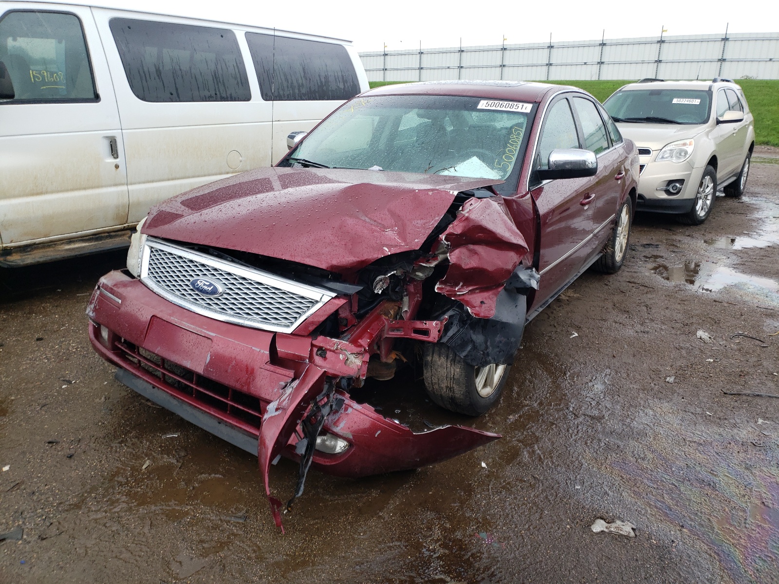 Photo 2 from auction – 2006 FORD FIVE HUNDR with VIN 1FAFP25186G106351