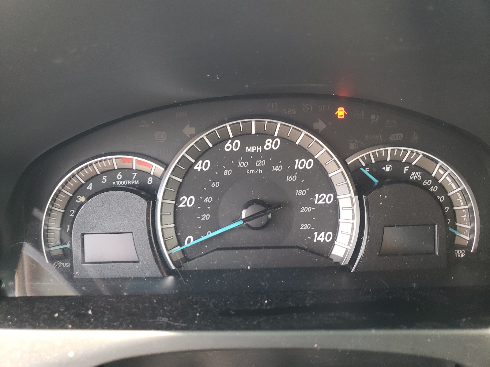 Photo 8 from auction – 2014 TOYOTA CAMRY L with VIN 4T1BF1FK1EU452699