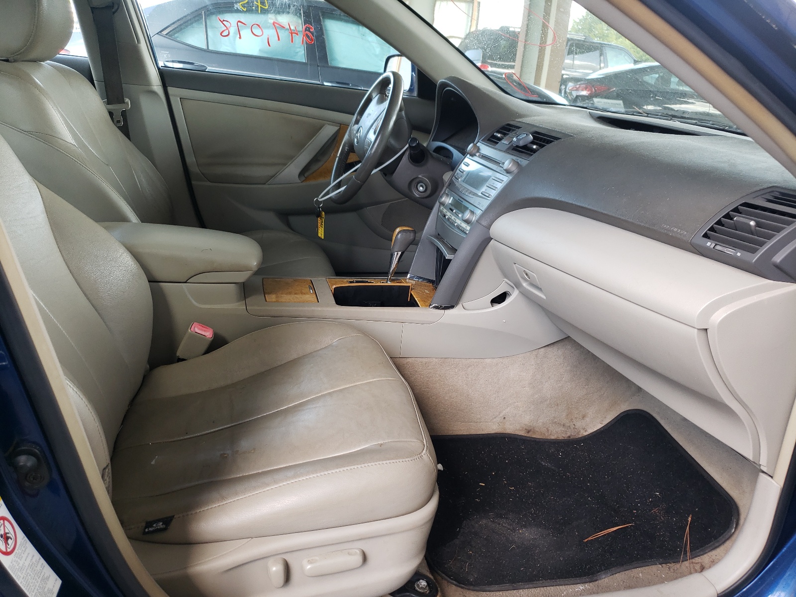 Photo 5 from auction – 2007 TOYOTA 1 TON TRUC with VIN JTNBE46K573033834