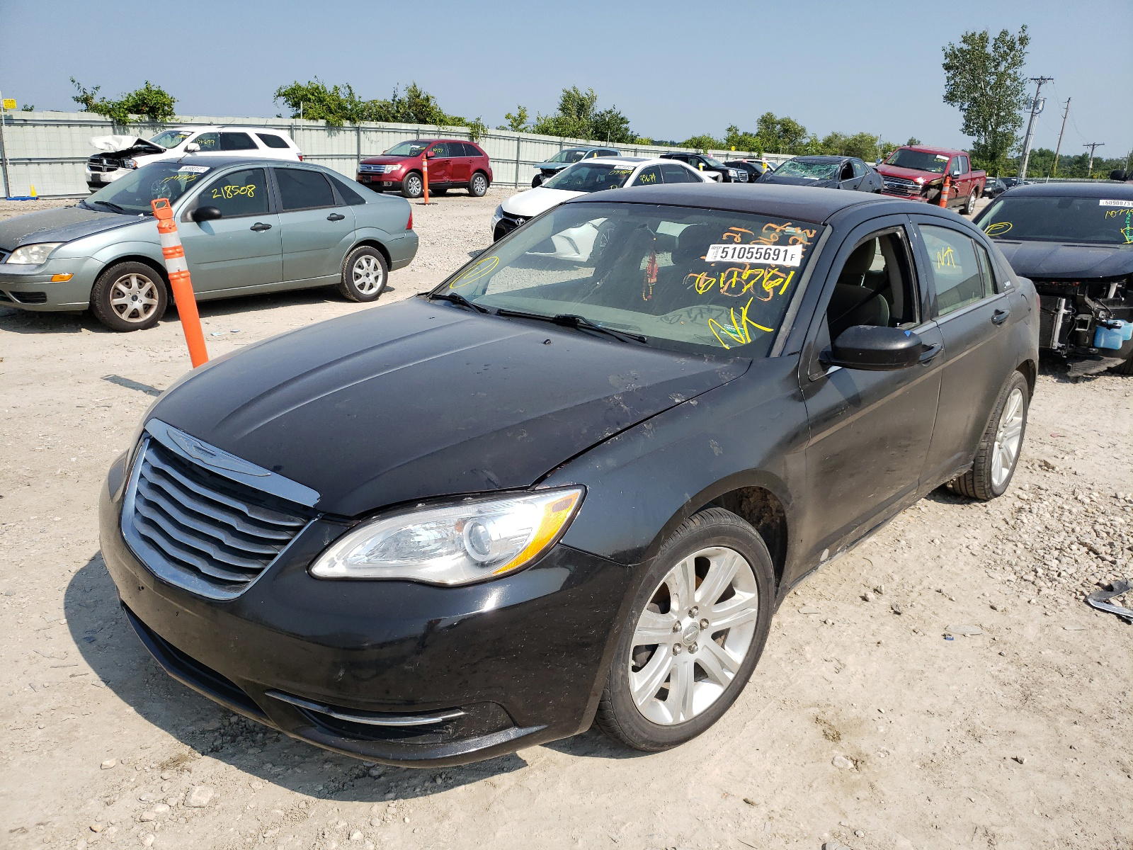 Photo 2 from auction – 2013 CHRYSLER 200 TOURIN with VIN 1C3CCBBB6DN611761