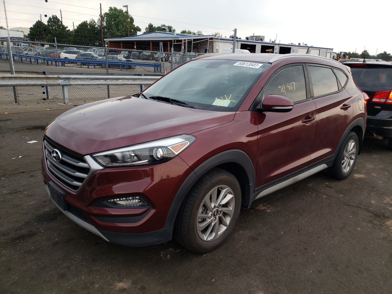 Photo 2 from auction – 2017 HYUNDAI TUCSON with VIN KM8J3CA23HU382781