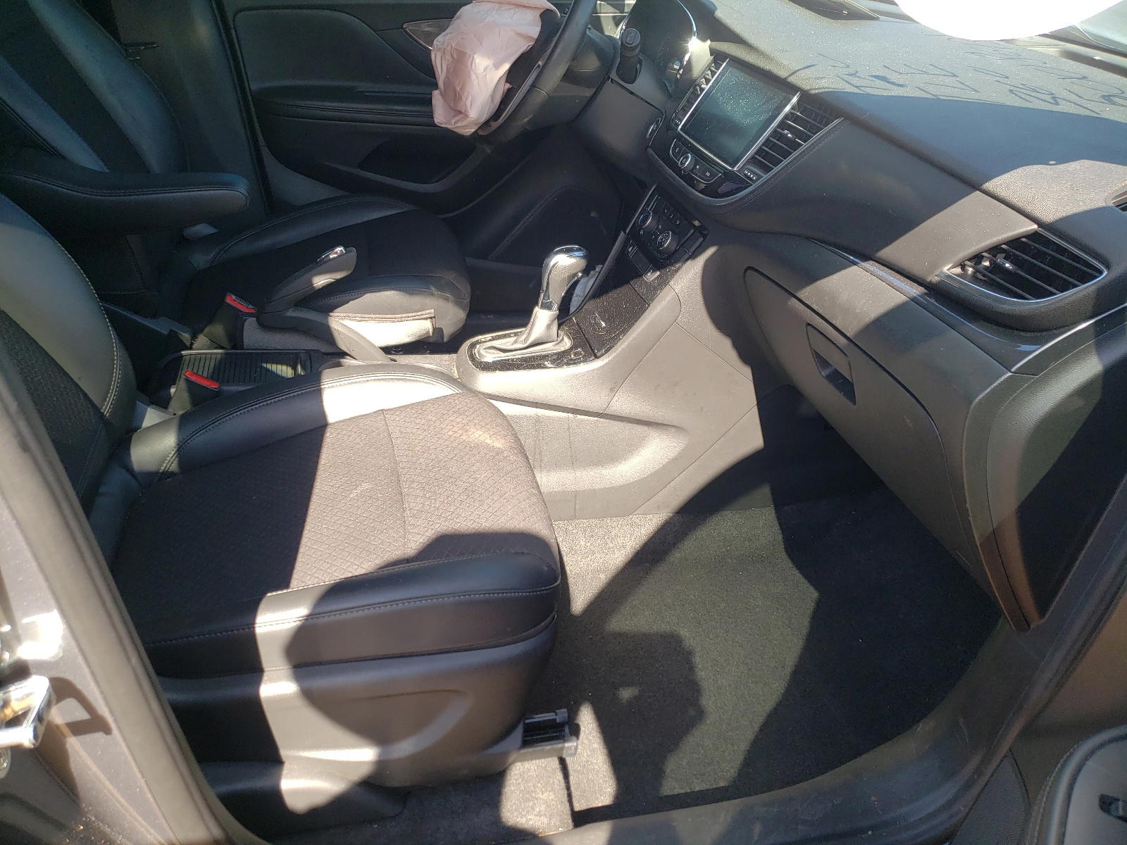 Photo 5 from auction – 2019 BUICK ENCORE PRE with VIN KL4CJASB0KB787953