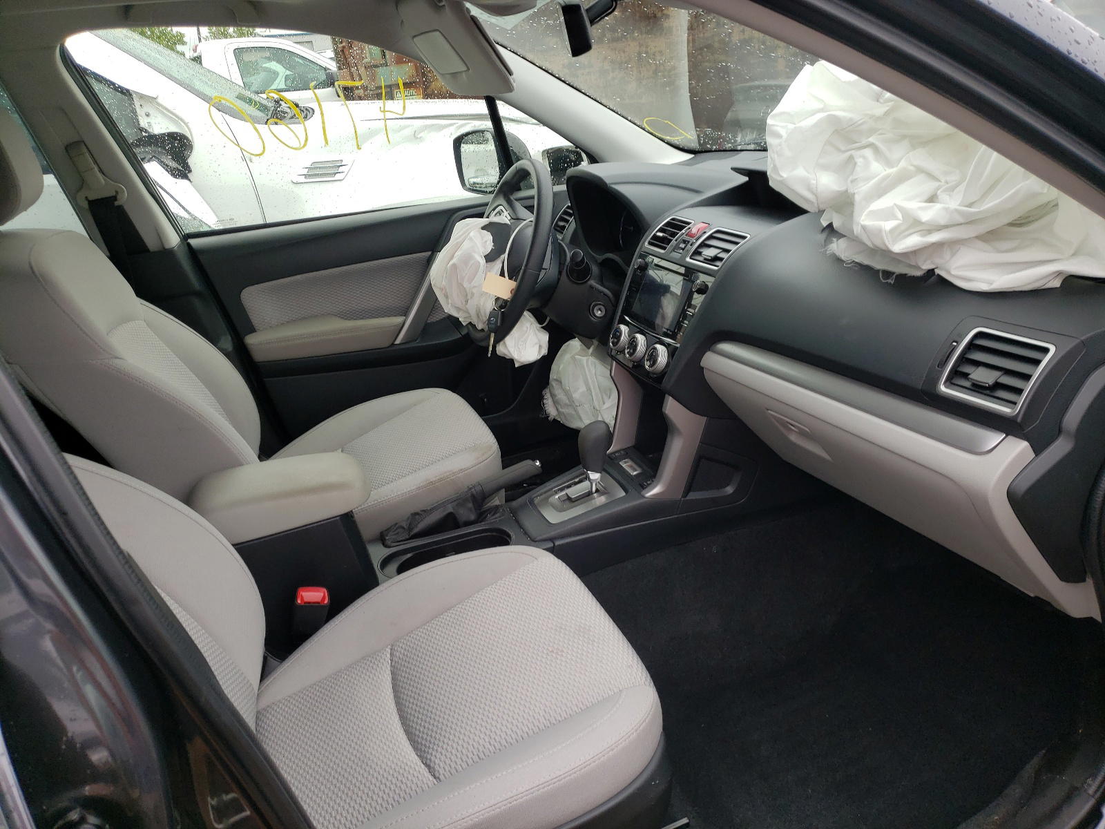 Photo 5 from auction – 2018 SUBARU FORESTER 2 with VIN JF2SJAGCXJH555571