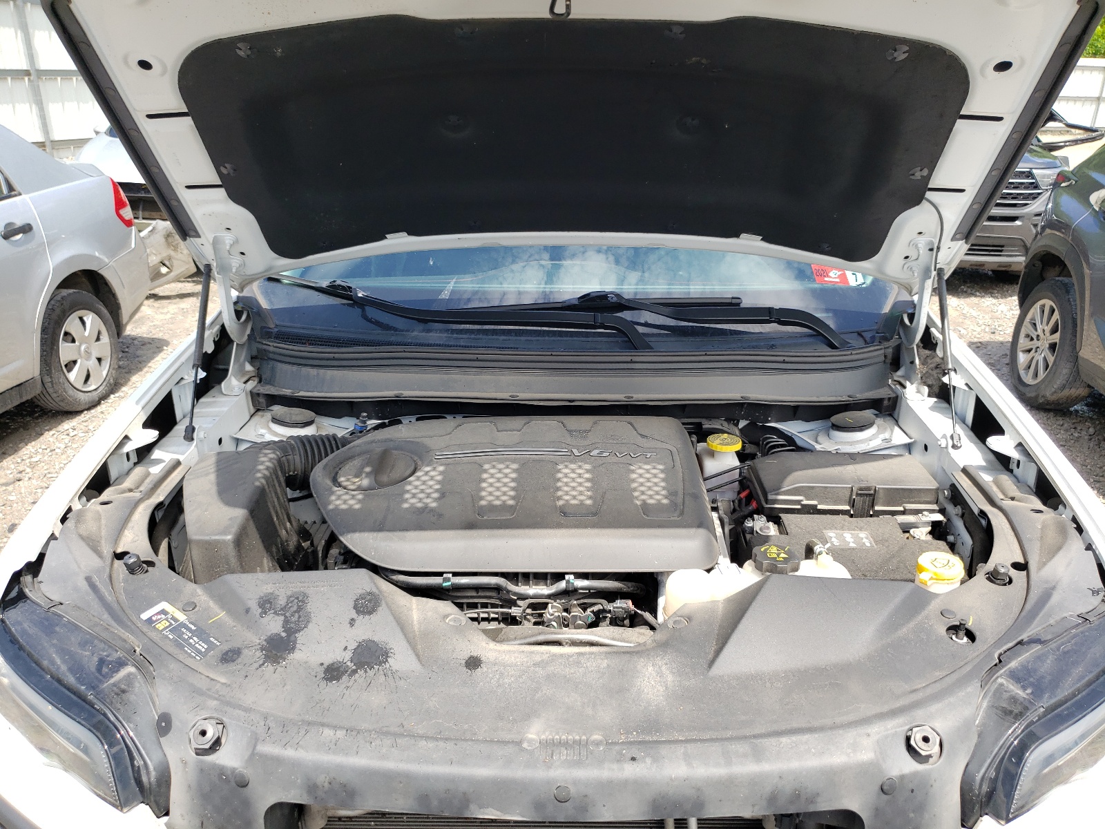Photo 7 from auction – 2019 JEEP CHEROKEE T with VIN 1C4PJMBX6KD345865