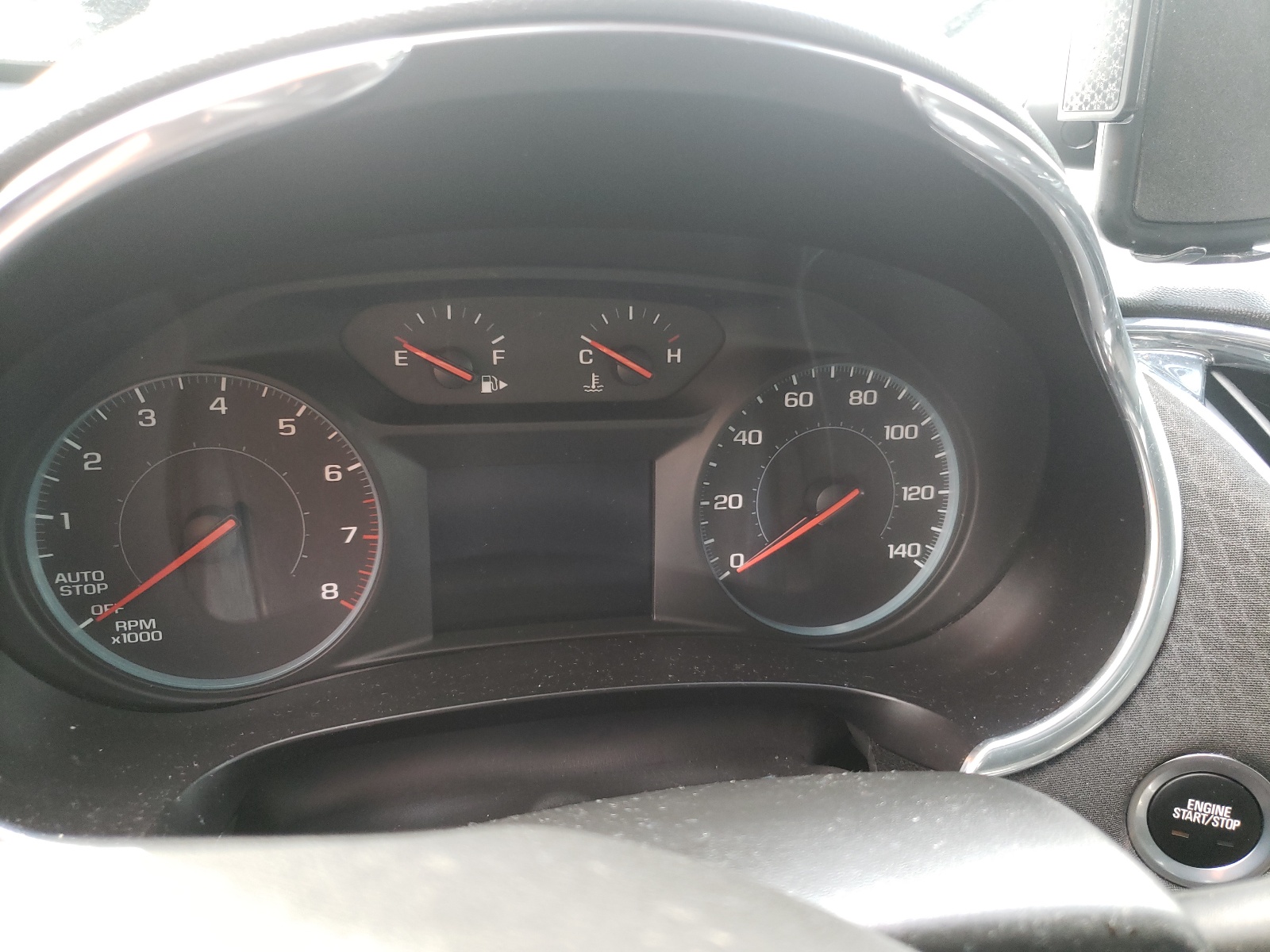 Photo 8 from auction – 2018 CHEVROLET MALIBU LT with VIN 1G1ZD5ST7JF274349